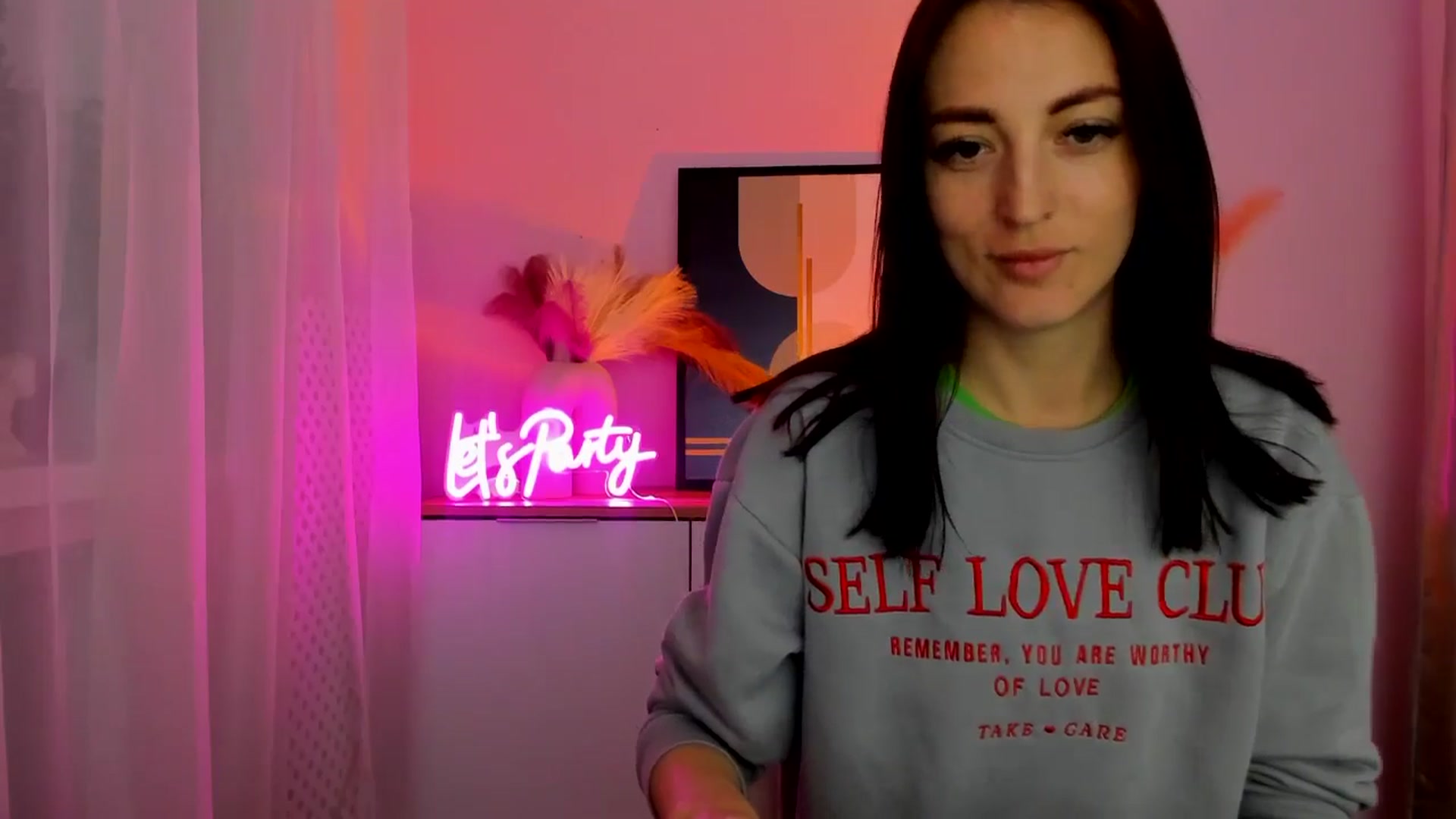 Gallery image thumbnail from KiiraDream's myfreecams stream on, 04/29/2025, 12:42 image 17 of 20