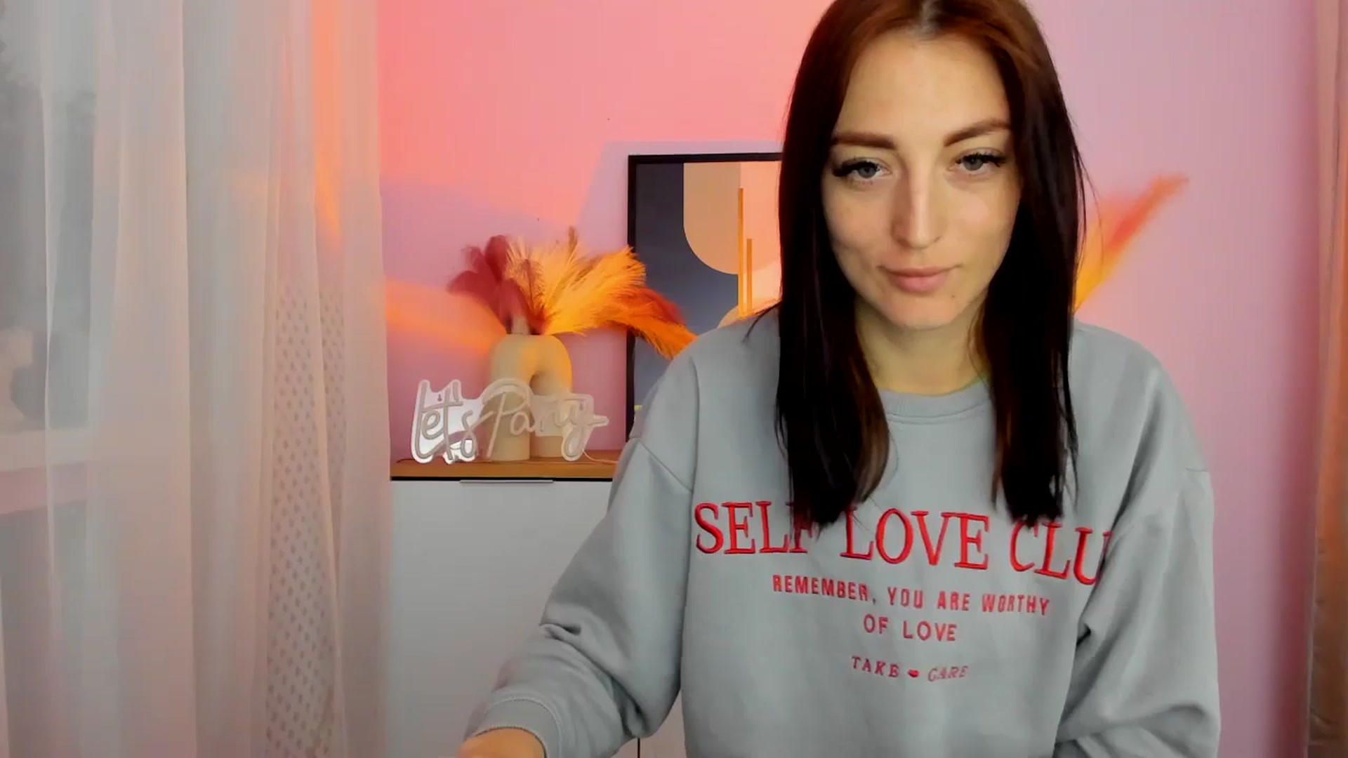 Gallery image thumbnail from KiiraDream's myfreecams stream on, 04/29/2025, 12:42 image 2 of 20