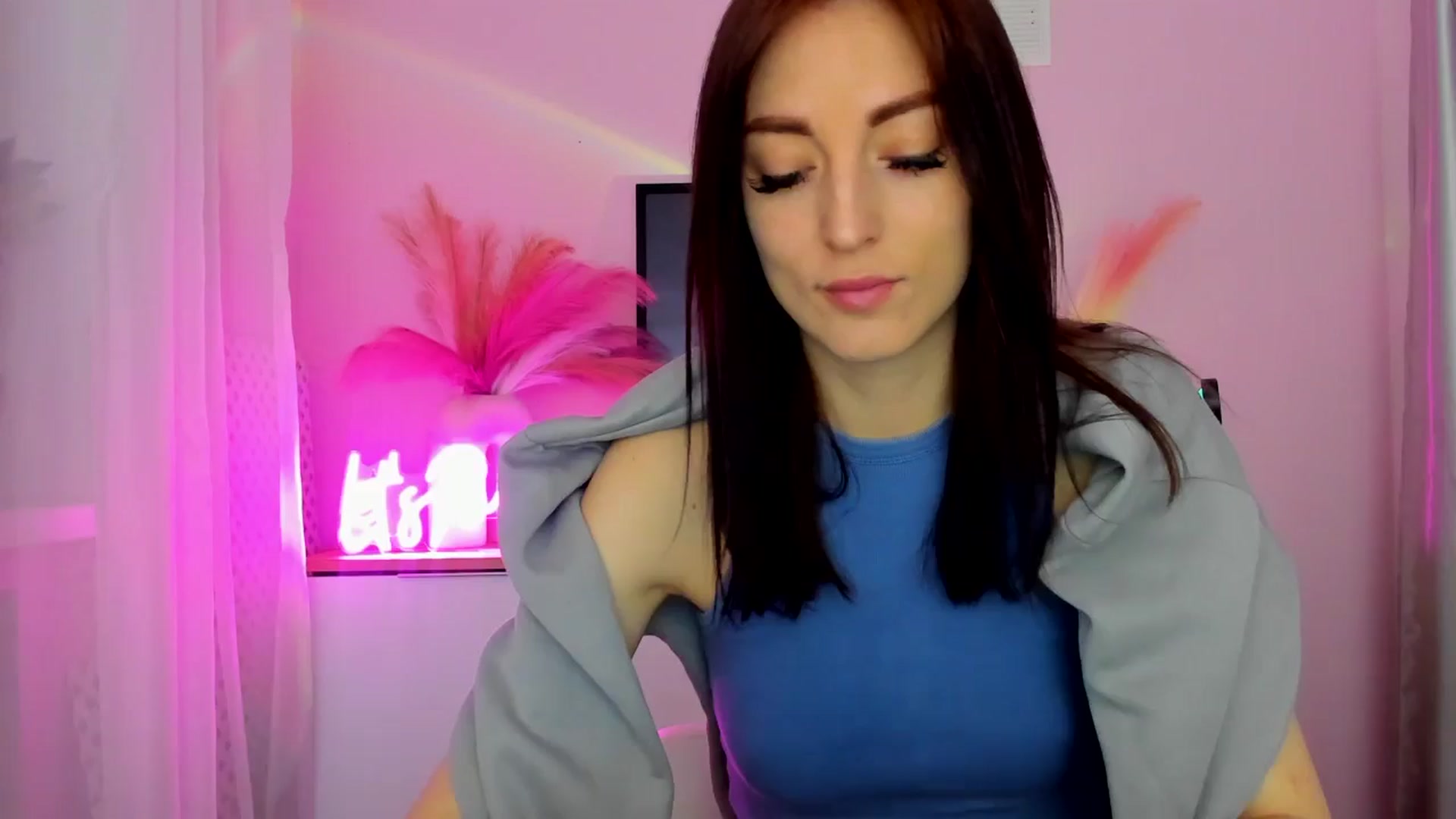 Gallery image thumbnail from KiiraDream's myfreecams stream on, 04/30/2025, 08:27 image 1 of 20