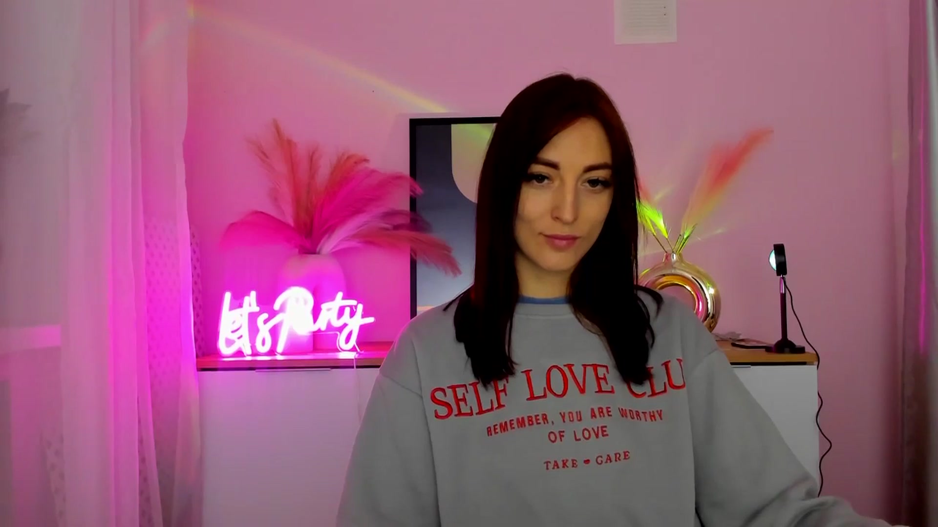 Gallery image thumbnail from KiiraDream's myfreecams stream on, 04/30/2025, 10:31 image 4 of 20