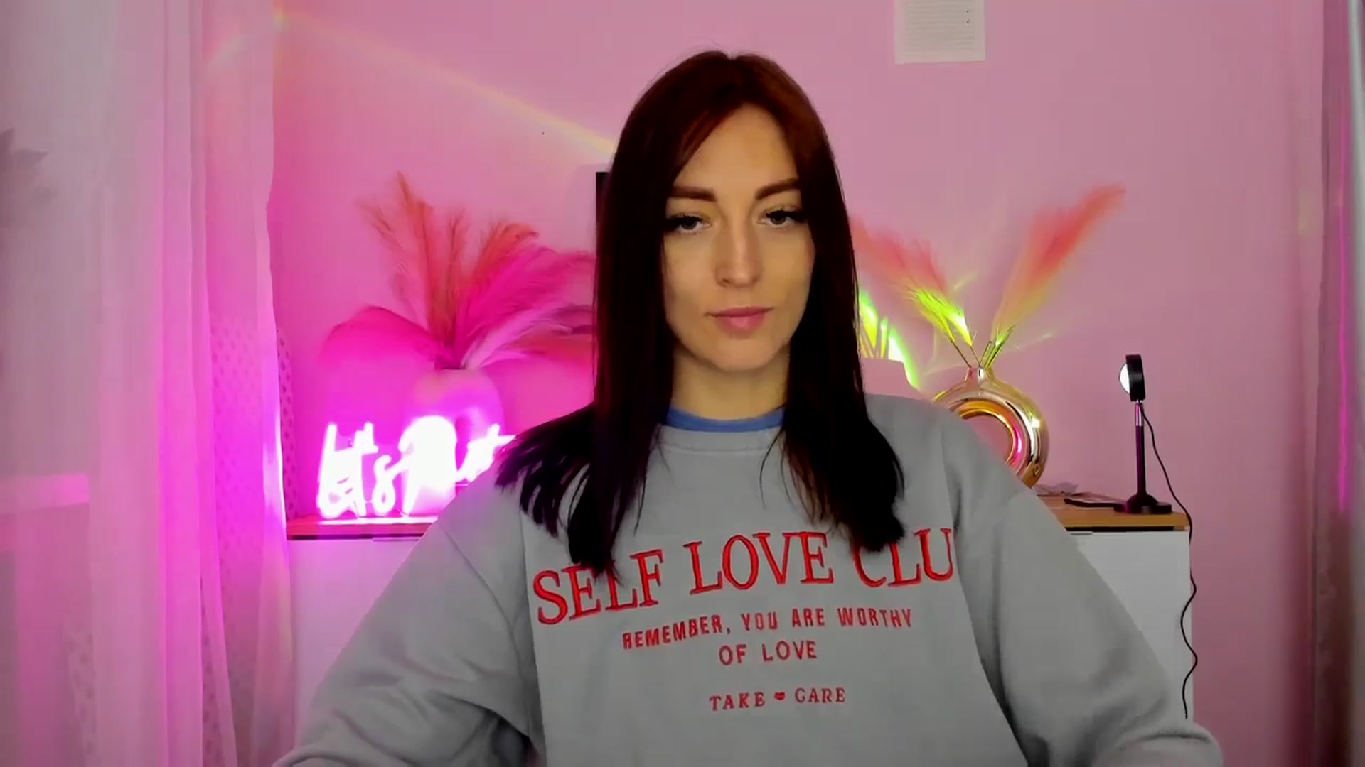 Gallery image thumbnail from KiiraDream's myfreecams stream on, 04/30/2025, 10:31 image 18 of 20