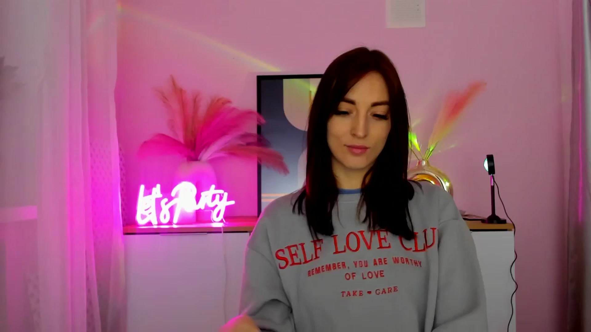 Gallery image thumbnail from KiiraDream's myfreecams stream on, 04/30/2025, 10:31 image 11 of 20