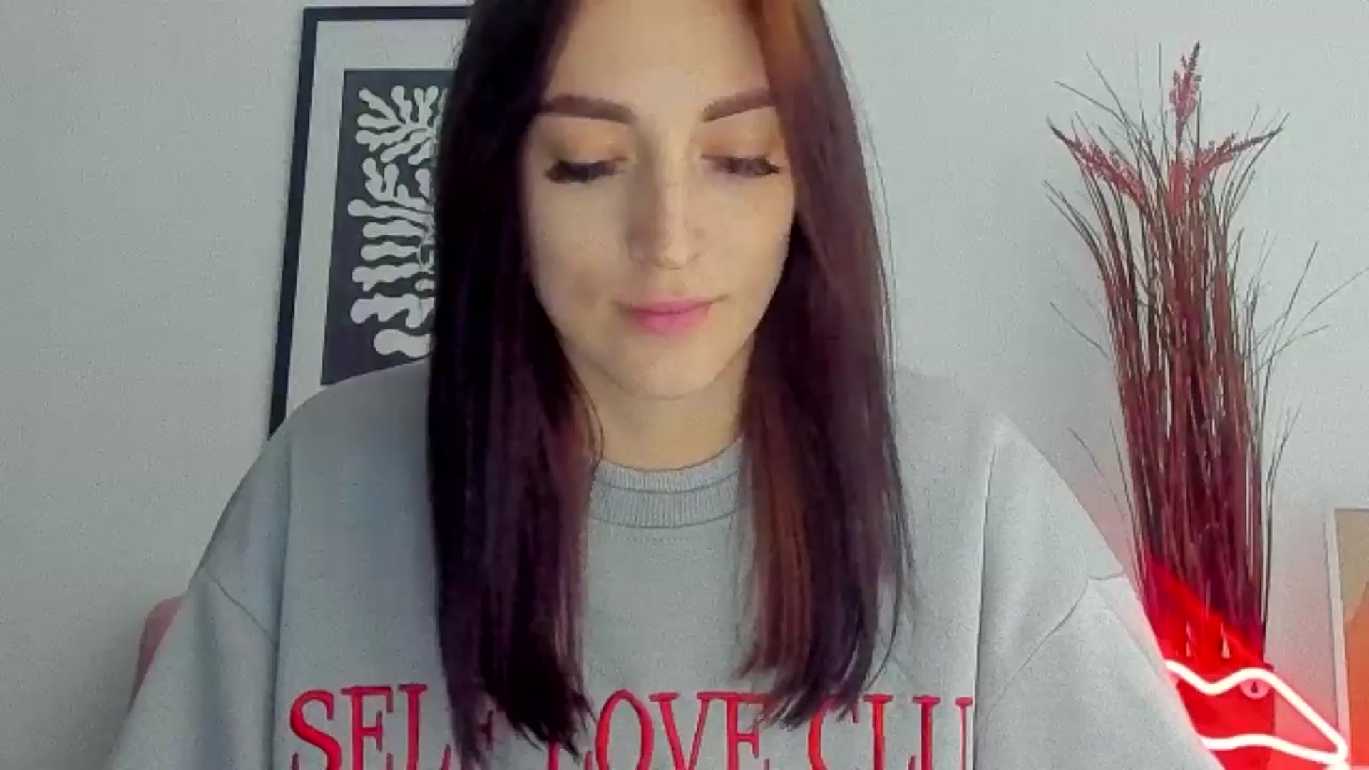 Gallery image thumbnail from KiiraDream's myfreecams stream on, 05/05/2025, 12:23 image 1 of 20
