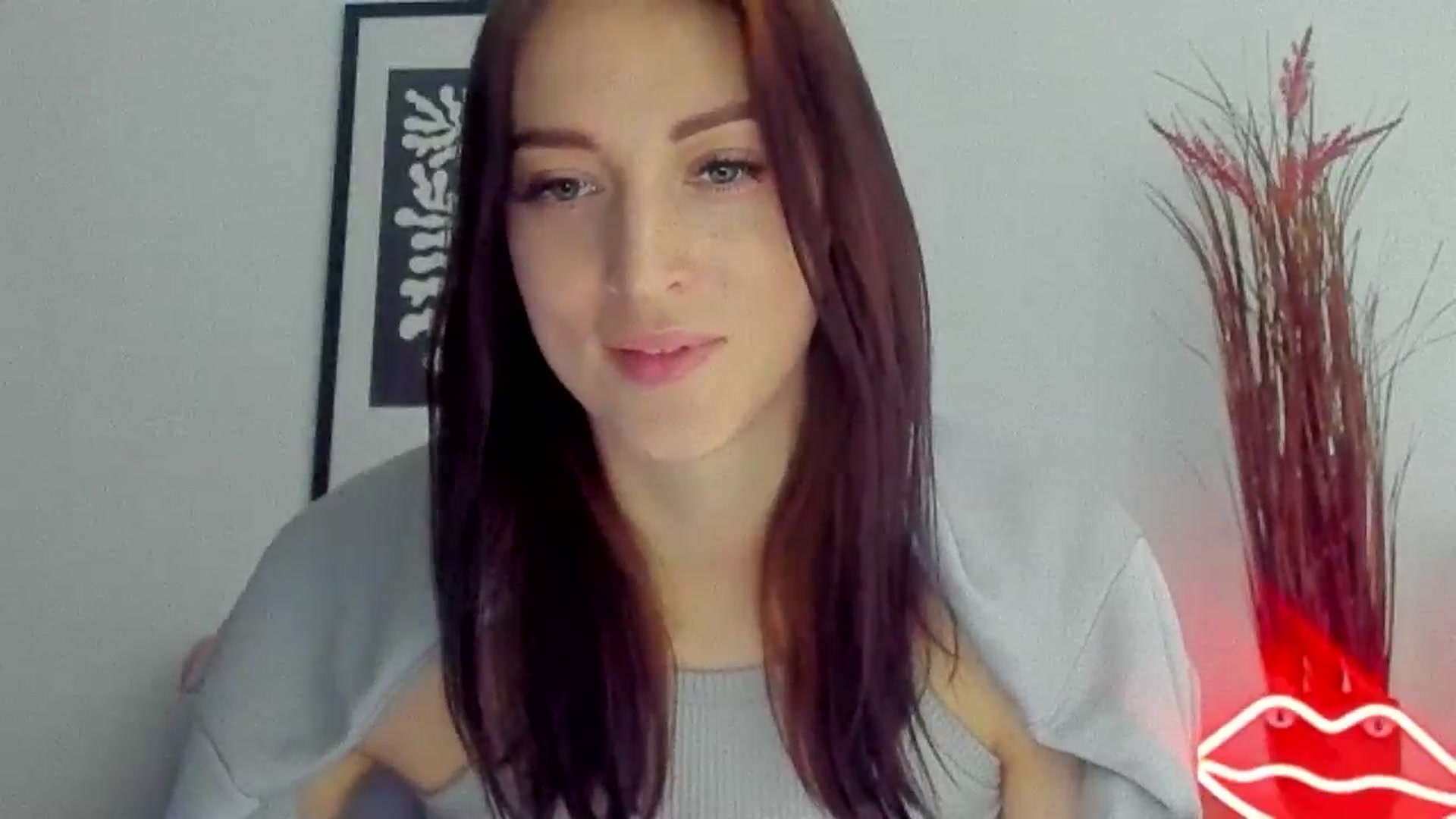 Gallery image thumbnail from KiiraDream's myfreecams stream on, 05/06/2025, 08:59 image 19 of 20