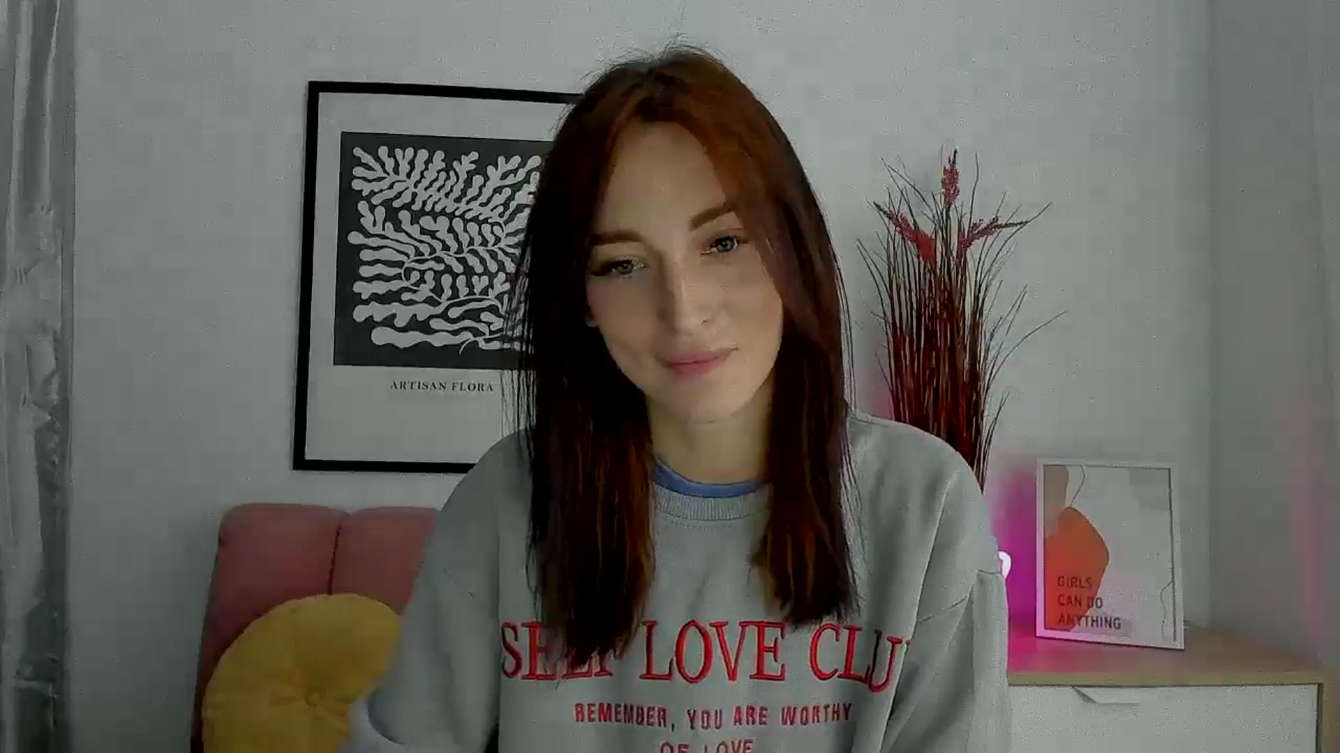 Gallery image thumbnail from KiiraDream's myfreecams stream on, 05/14/2025, 11:13 image 13 of 20