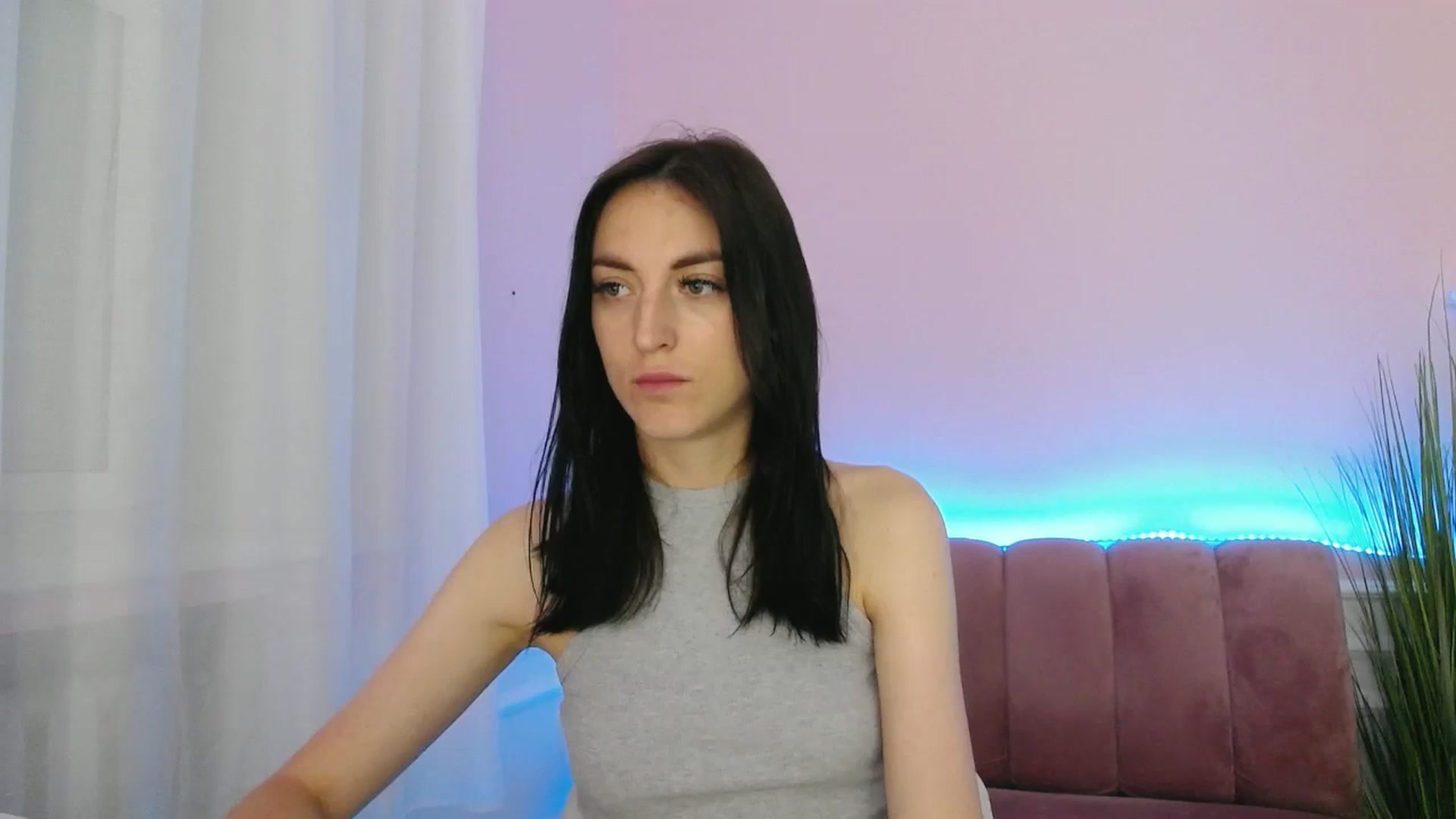 Gallery image thumbnail from KiiraDream's myfreecams stream on, 06/01/2025, 11:04 image 19 of 20