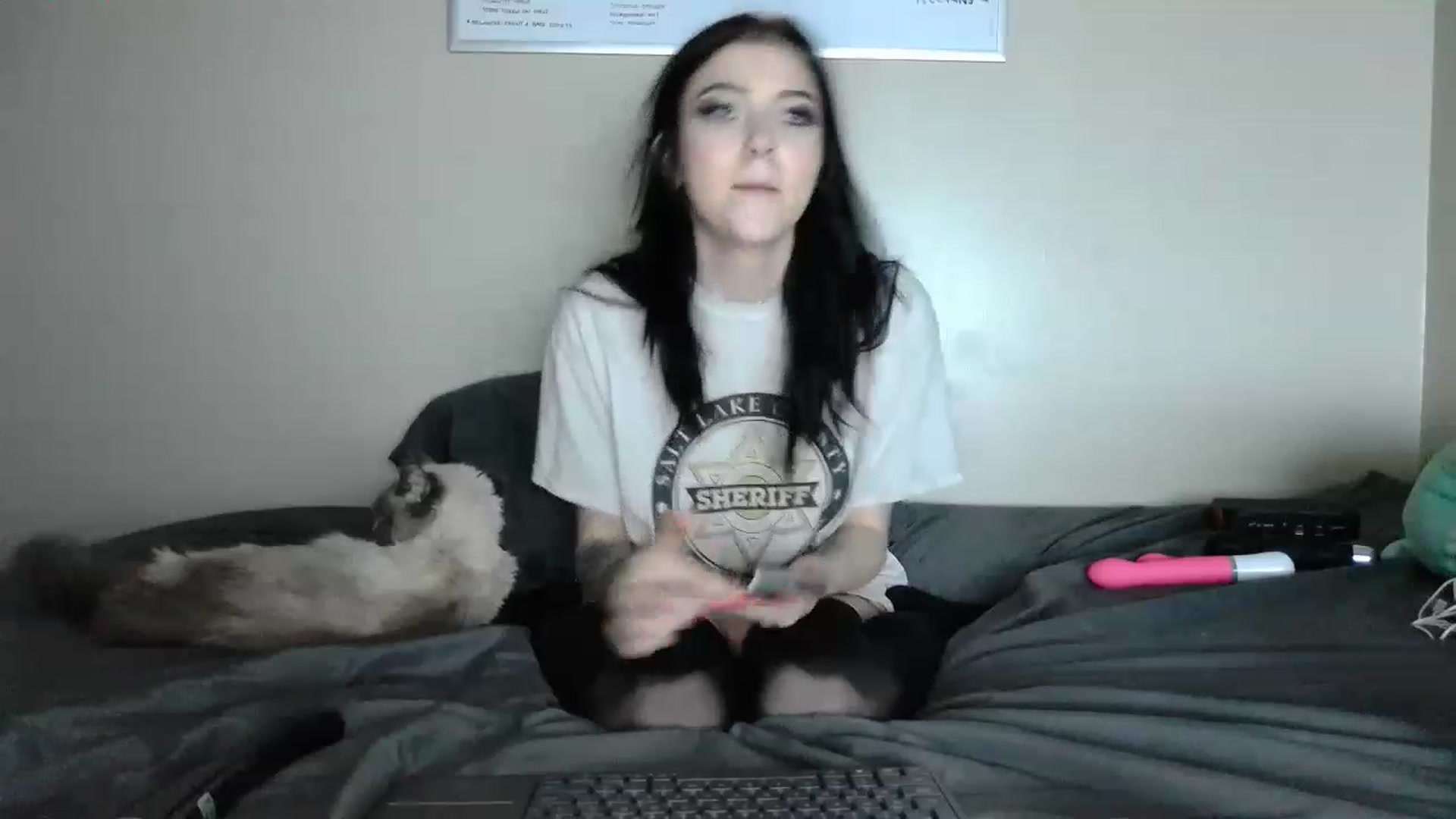 Gallery image thumbnail from KikiKadin's myfreecams stream on, 05/21/2023, 09:28 image 7 of 20