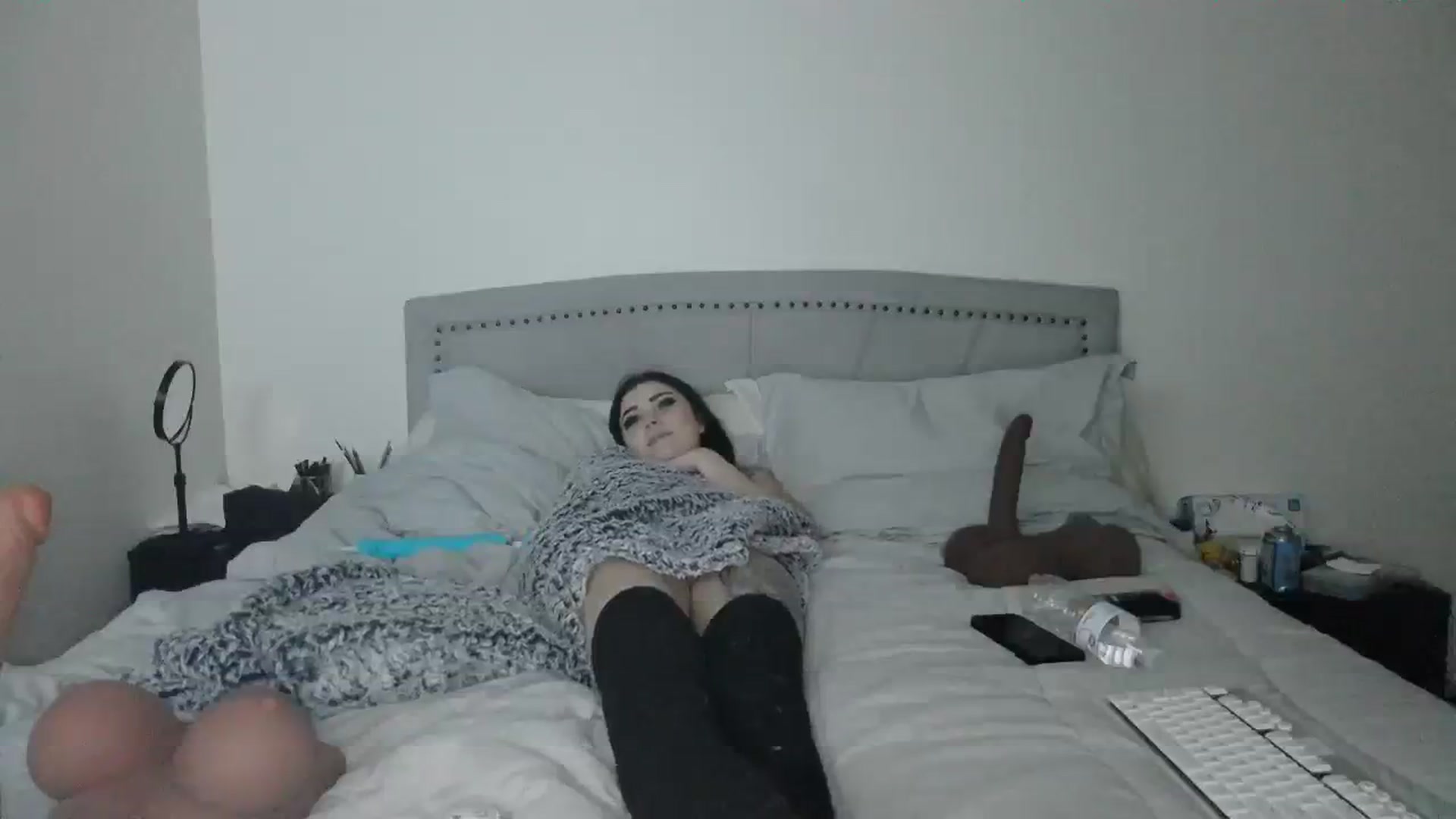 Gallery image thumbnail from KikiKadin's myfreecams stream on, 10/09/2023, 03:58 image 19 of 20
