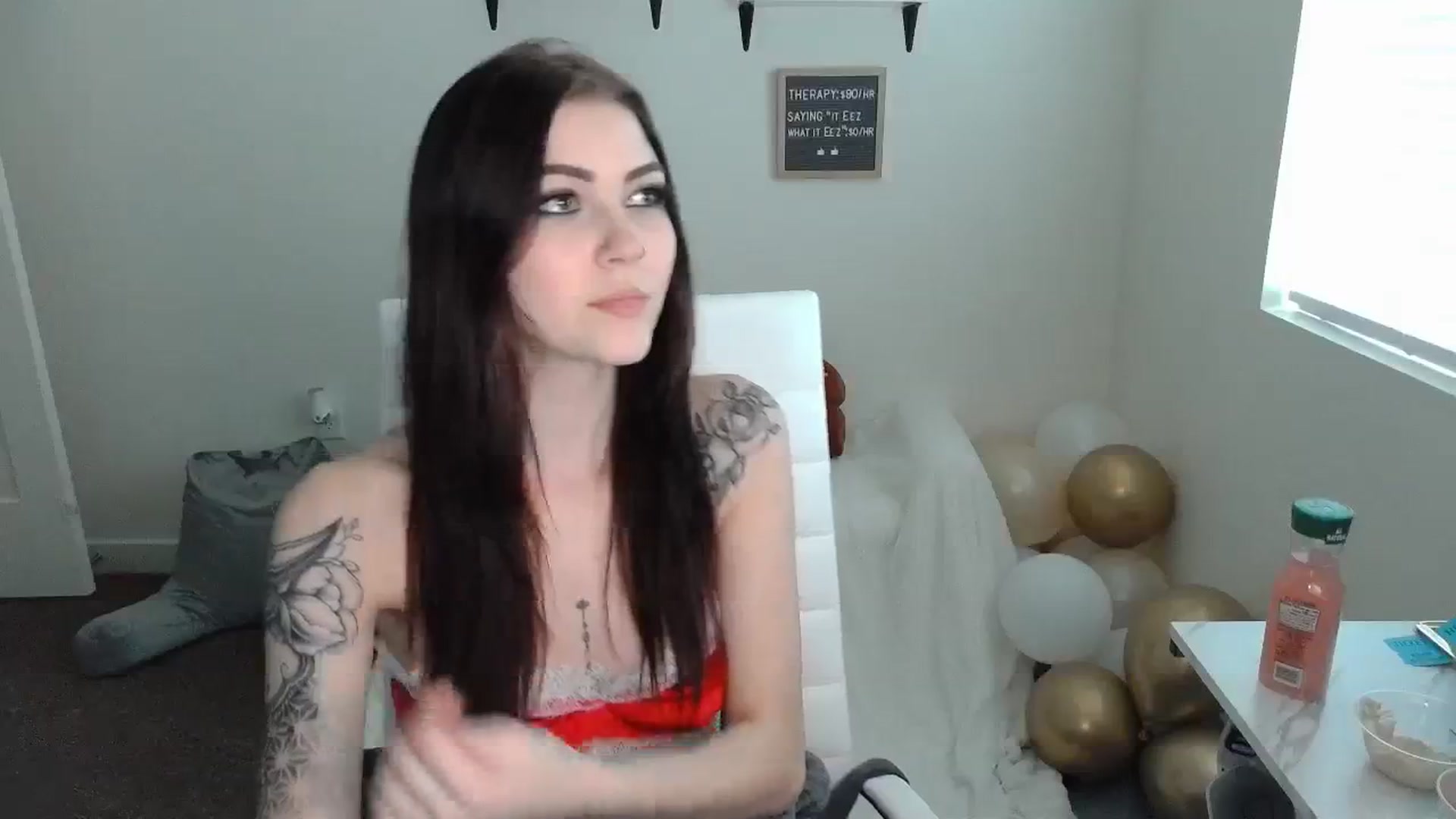 Gallery image thumbnail from KikiKadin's myfreecams stream on, 12/14/2023, 23:14 image 17 of 20