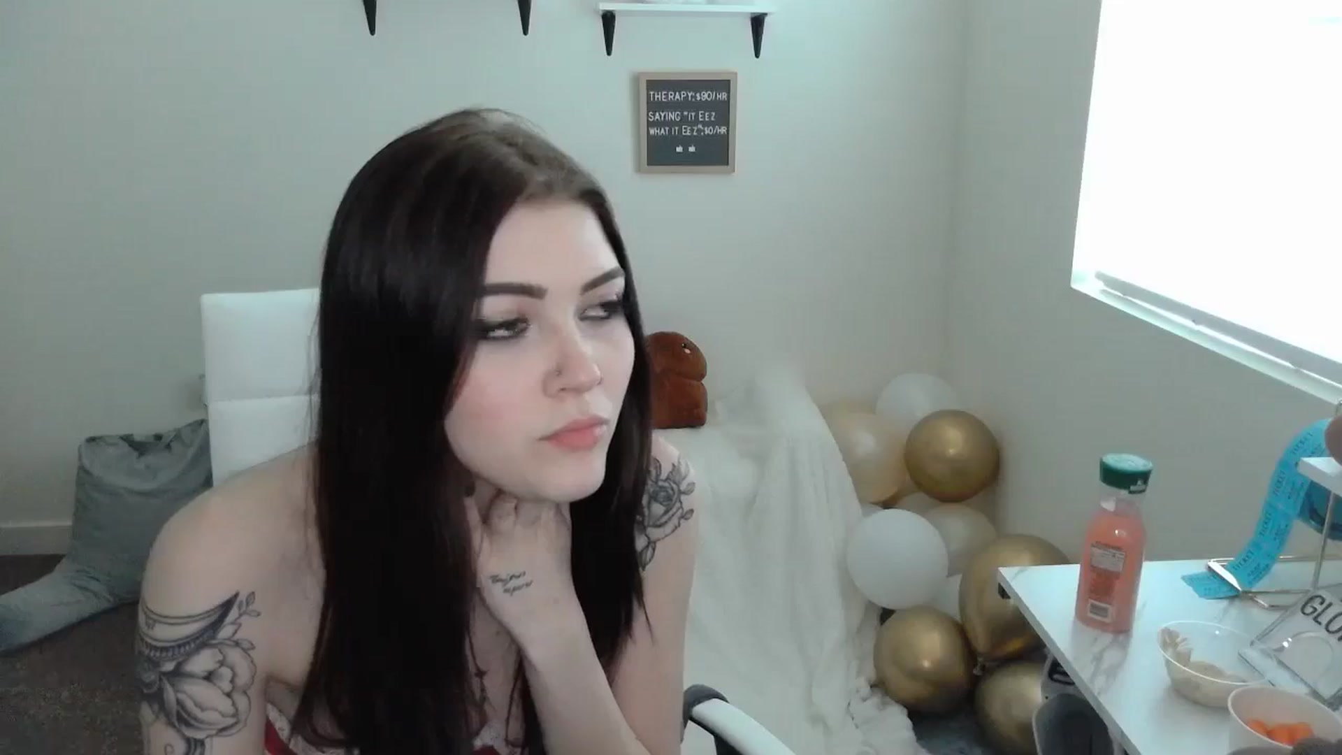 Gallery image thumbnail from KikiKadin's myfreecams stream on, 12/14/2023, 23:14 image 18 of 20