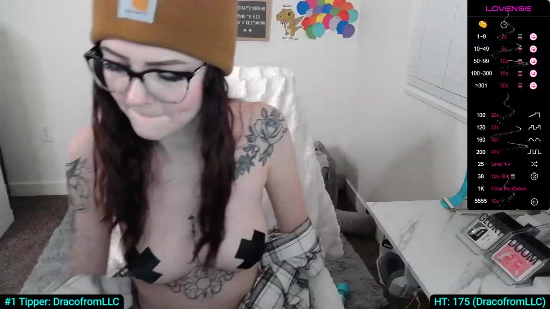 Gallery image thumbnail from KikiKadin's myfreecams stream on, 03/11/2024, 03:52 image 19 of 20