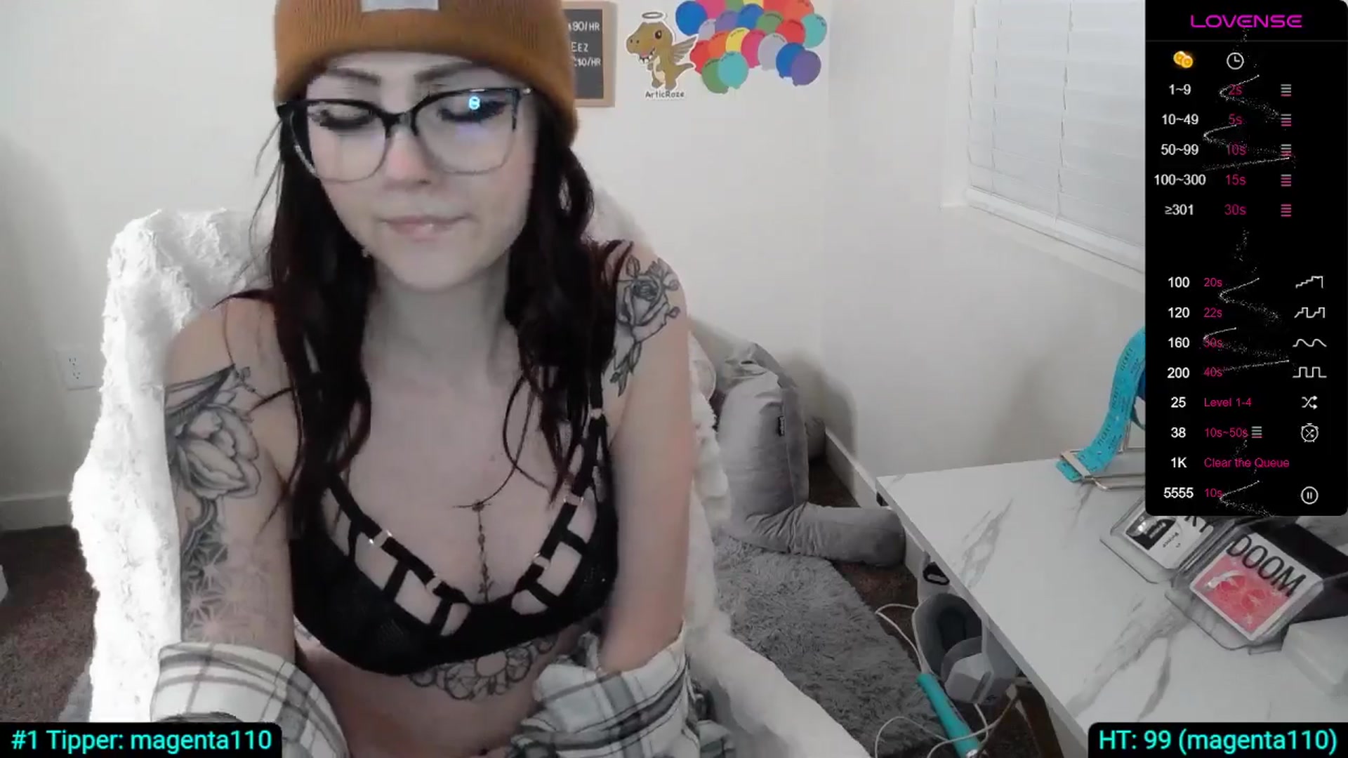 Gallery image thumbnail from KikiKadin's myfreecams stream on, 03/29/2024, 05:15 image 5 of 20