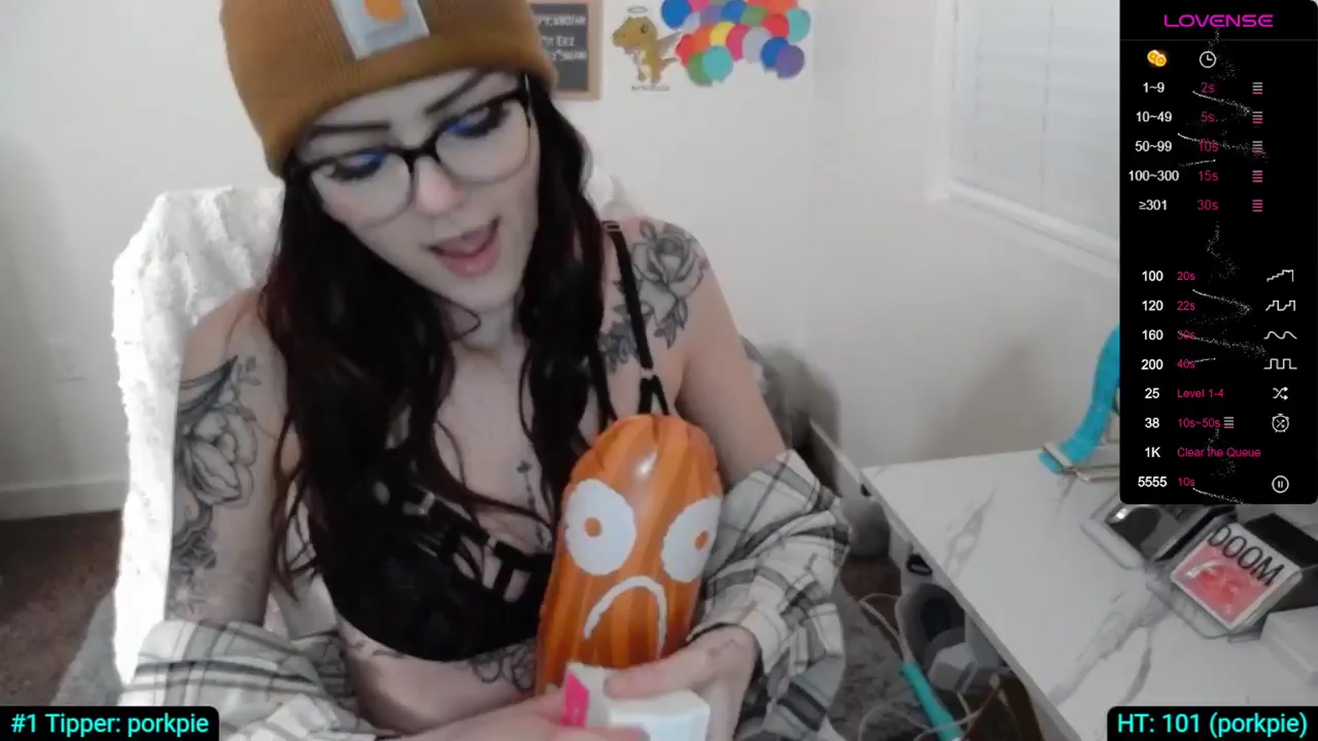 Gallery image thumbnail from KikiKadin's myfreecams stream on, 03/29/2024, 05:15 image 8 of 20