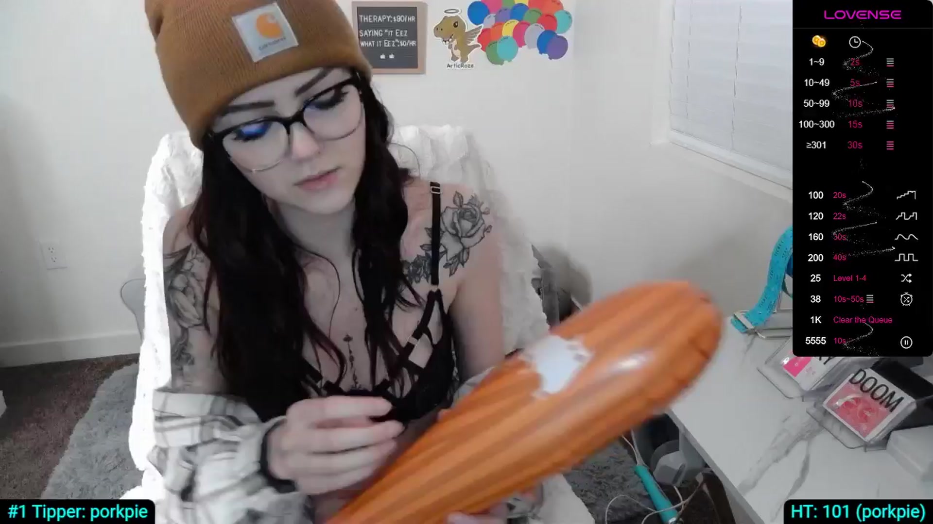 Gallery image thumbnail from KikiKadin's myfreecams stream on, 03/29/2024, 05:15 image 9 of 20