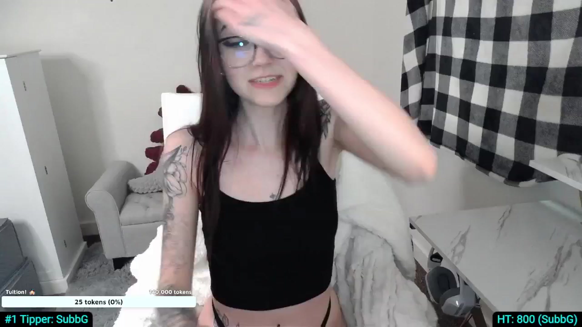 Gallery image thumbnail from KikiKadin's myfreecams stream on, 04/23/2024, 04:33 image 8 of 20