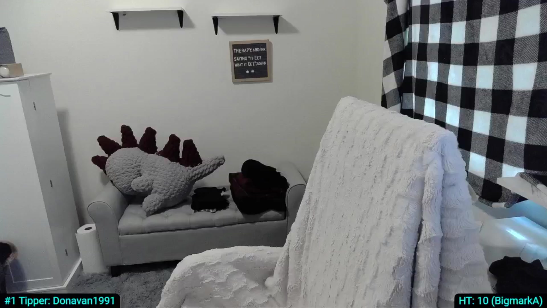 Gallery image thumbnail from KikiKadin's myfreecams stream on, 05/06/2024, 22:49 image 12 of 20