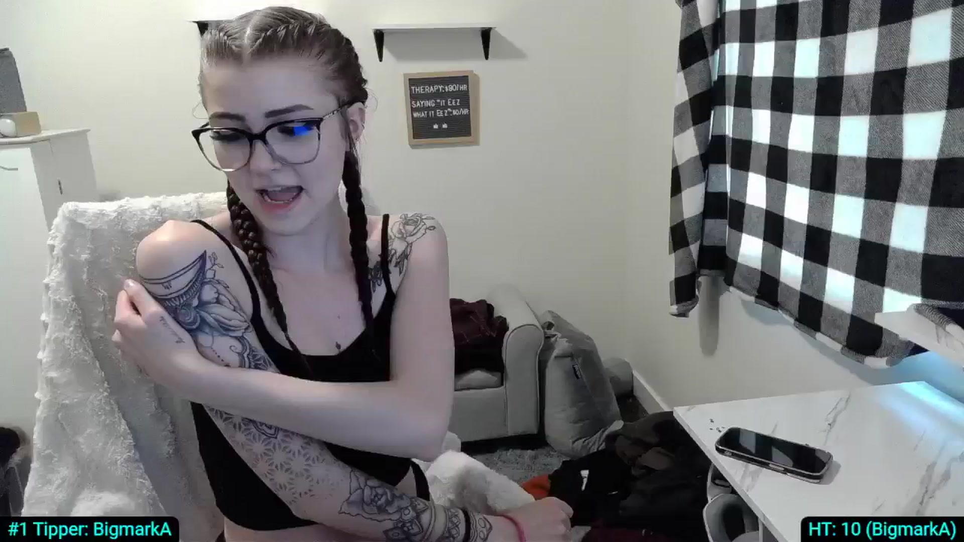 Gallery image thumbnail from KikiKadin's myfreecams stream on, 05/06/2024, 22:49 image 9 of 20