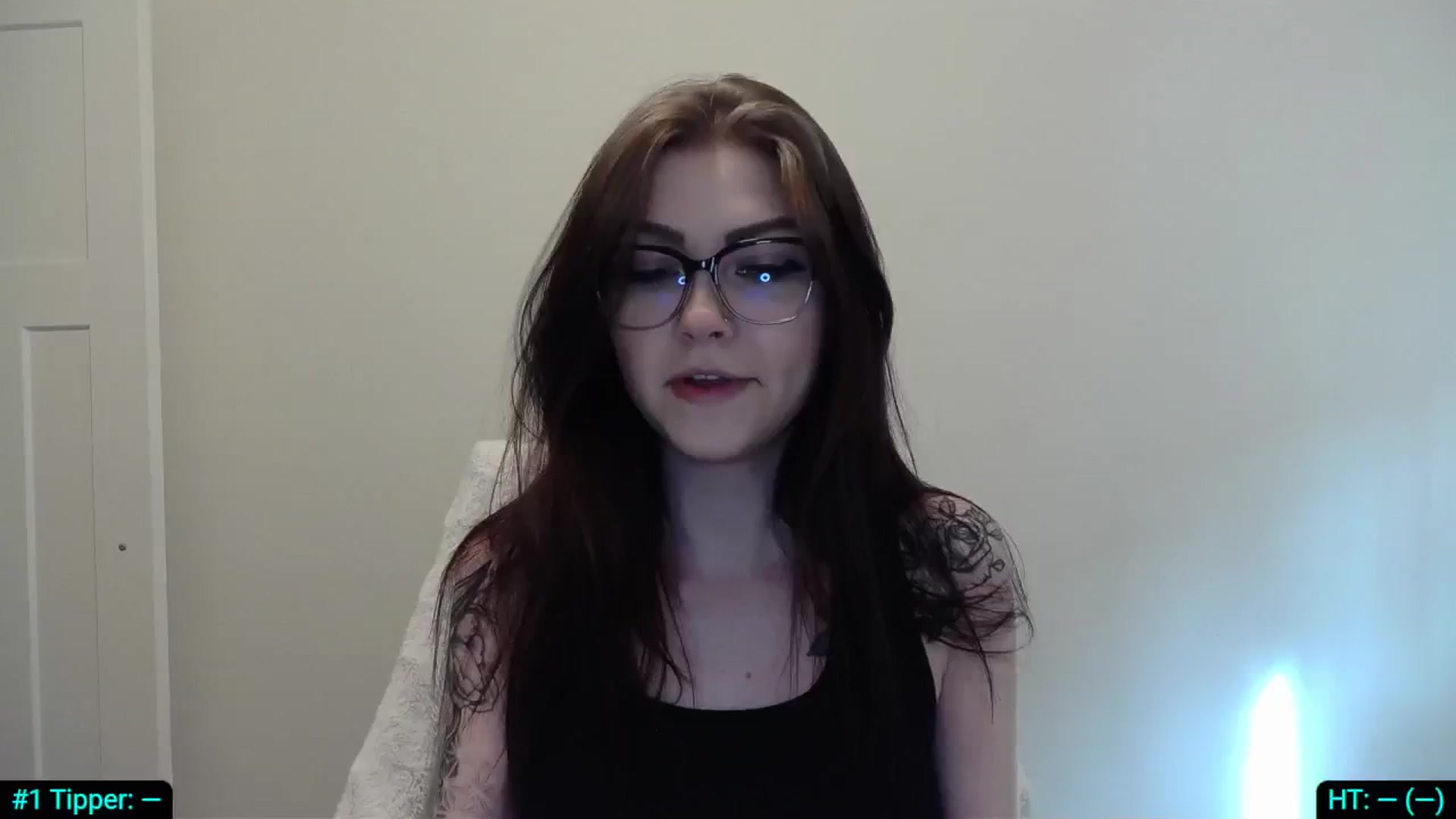 Gallery image thumbnail from KikiKadin's myfreecams stream on, 06/02/2024, 24:48 image 1 of 20