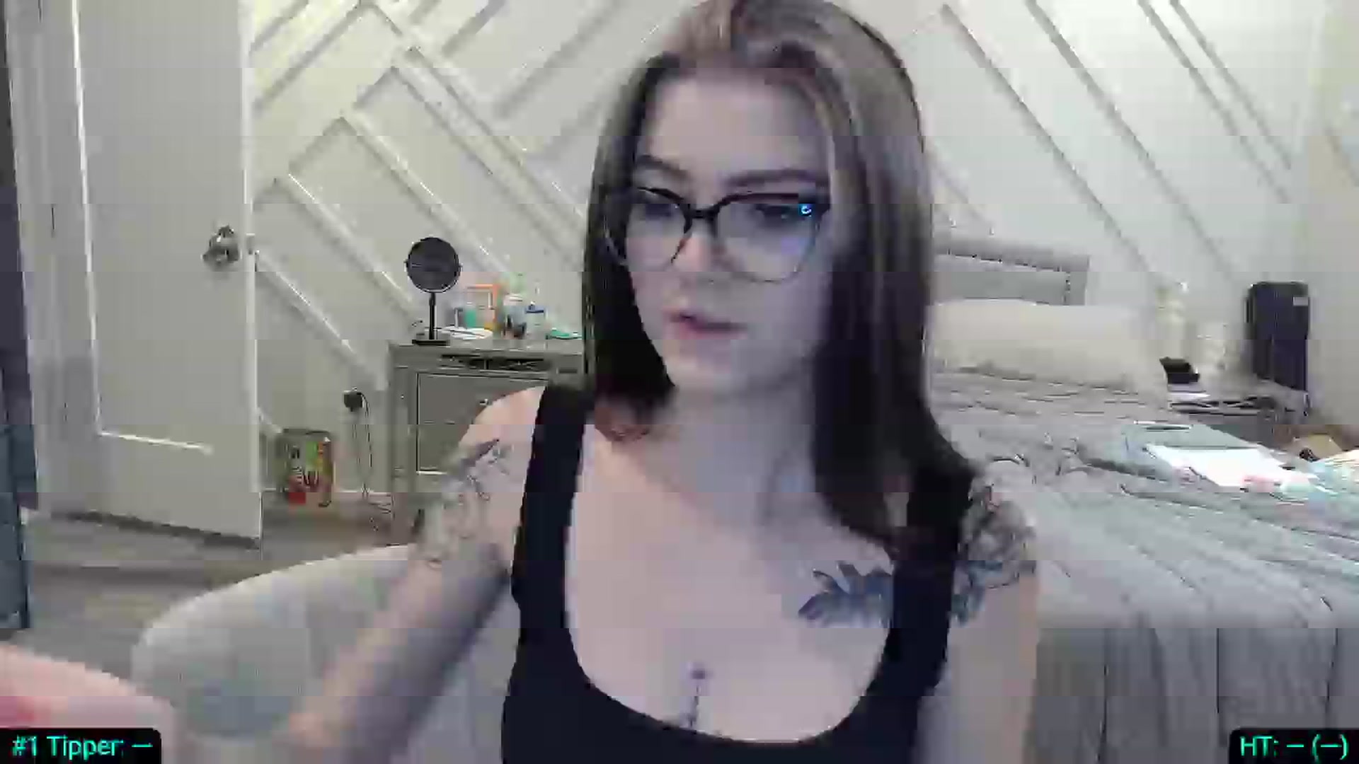 Gallery image thumbnail from KikiKadin's myfreecams stream on, 08/16/2024, 18:06 image 2 of 20