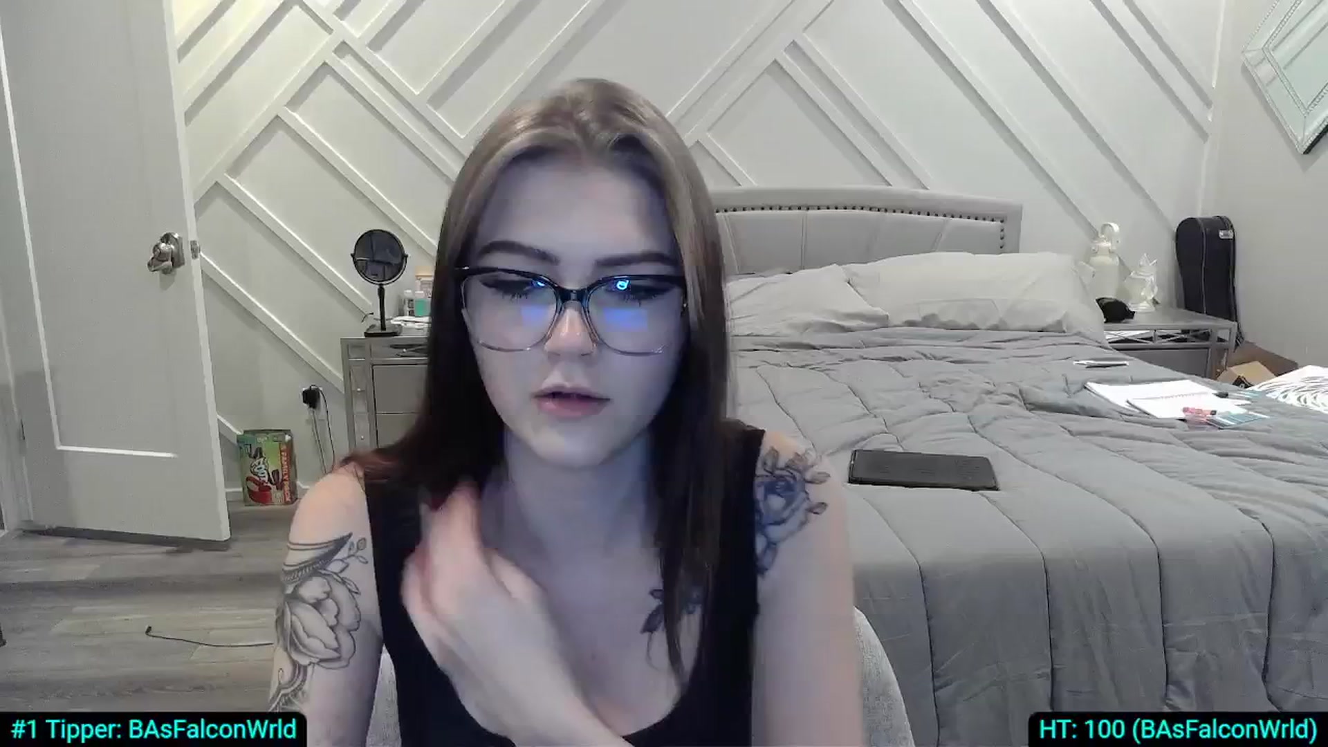 Gallery image thumbnail from KikiKadin's myfreecams stream on, 08/16/2024, 18:06 image 18 of 20