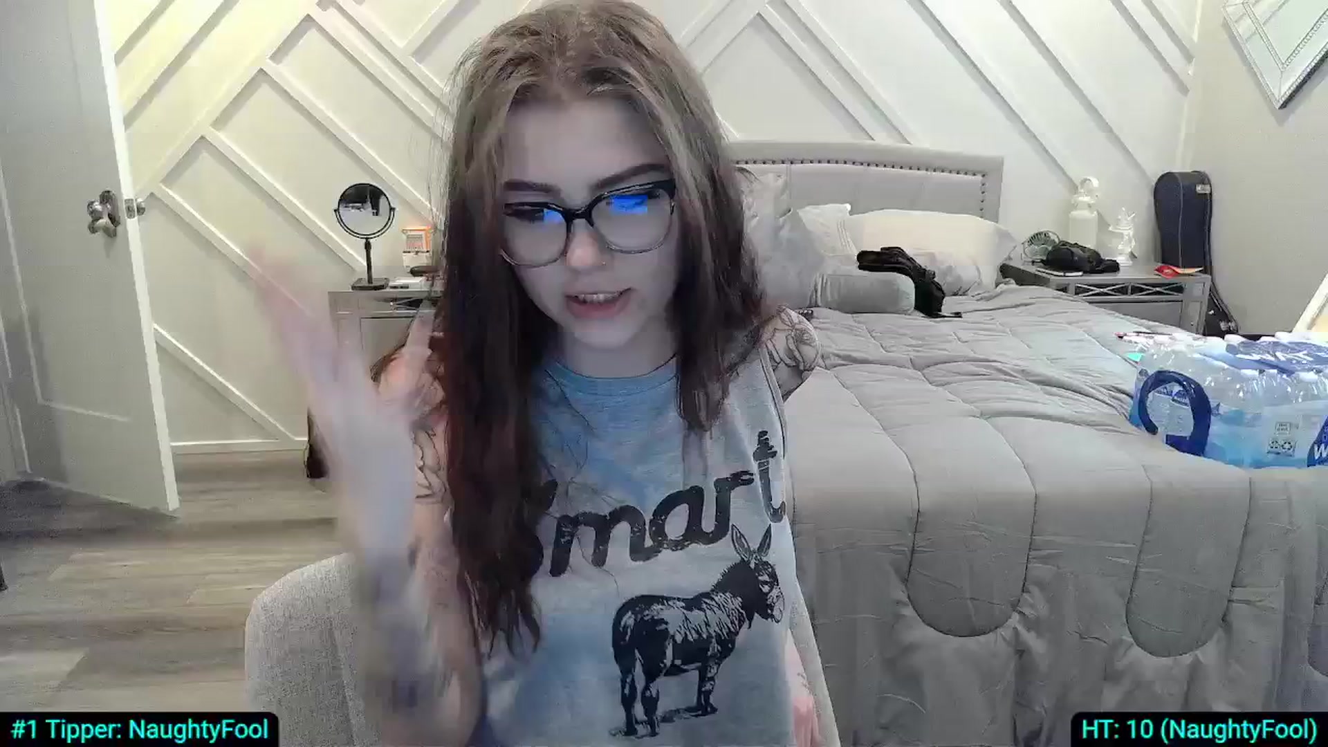 Gallery image thumbnail from KikiKadin's myfreecams stream on, 08/28/2024, 17:13 image 9 of 20