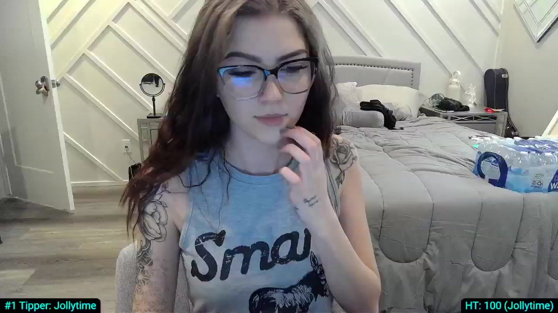 Gallery image thumbnail from KikiKadin's myfreecams stream on, 08/28/2024, 17:13 image 18 of 20
