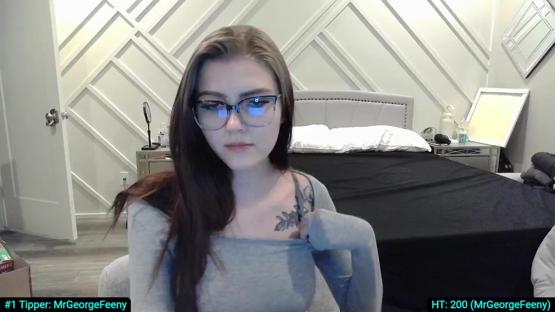 Gallery image thumbnail from KikiKadin's myfreecams stream on, 09/01/2024, 01:54 image 13 of 20