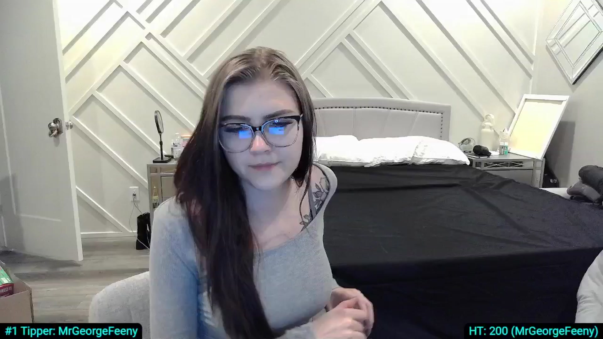 Gallery image thumbnail from KikiKadin's myfreecams stream on, 09/01/2024, 01:54 image 18 of 20