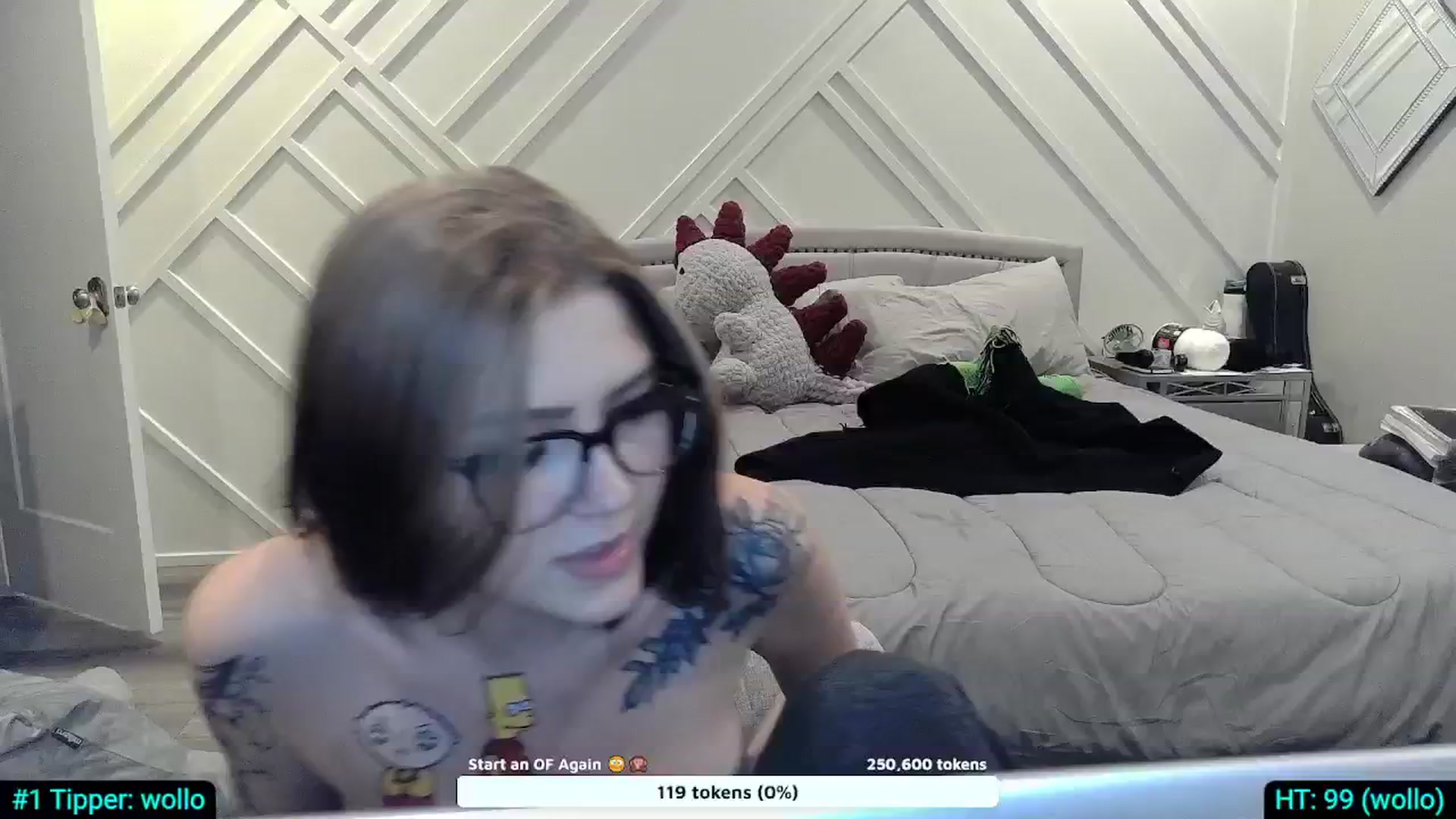 Gallery image thumbnail from KikiKadin's myfreecams stream on, 10/16/2024, 22:42 image 16 of 20