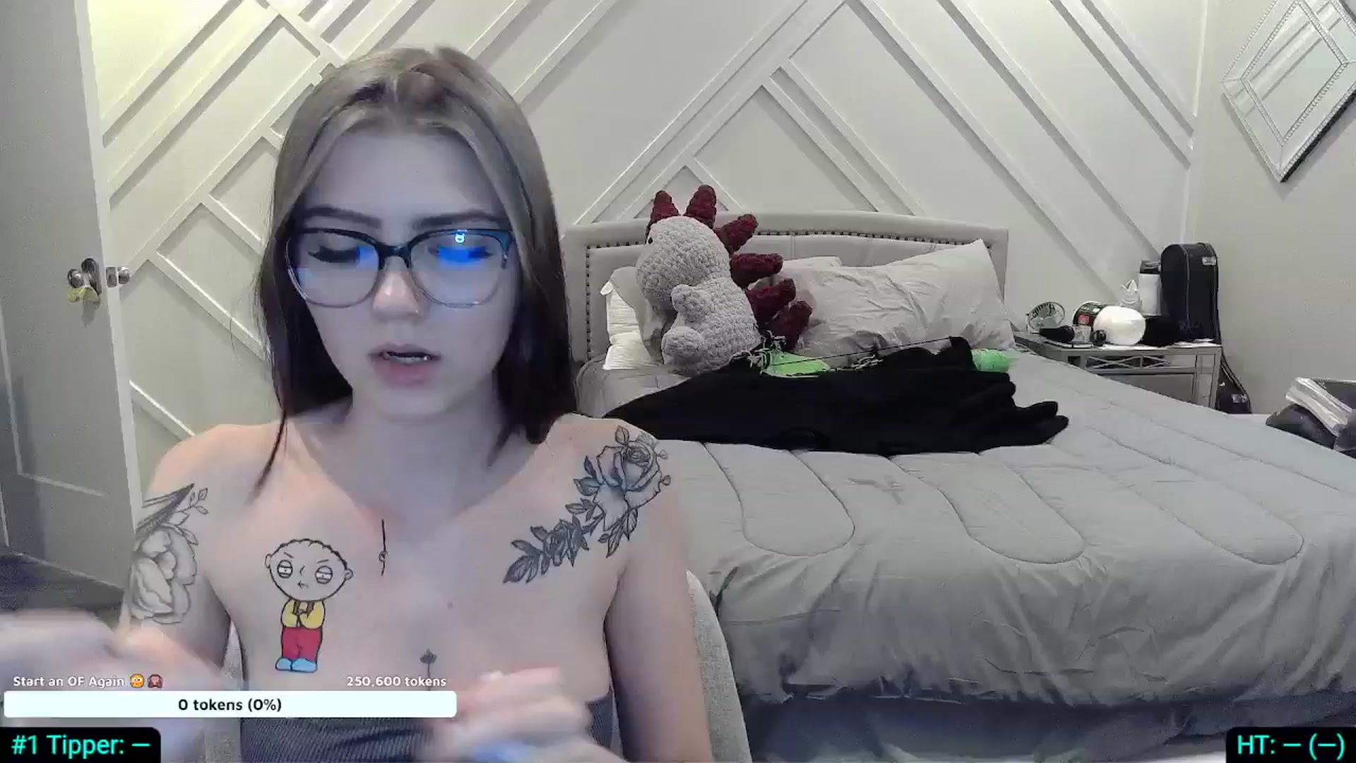 Gallery image thumbnail from KikiKadin's myfreecams stream on, 10/16/2024, 22:42 image 5 of 20