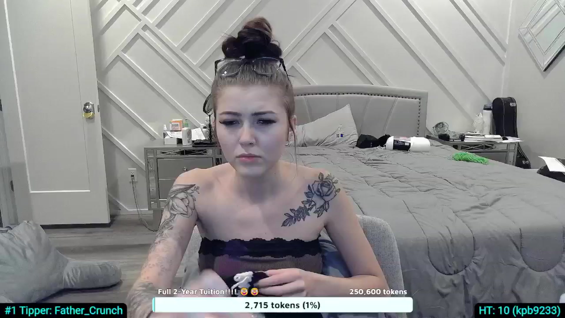 Gallery image thumbnail from KikiKadin's myfreecams stream on, 10/27/2024, 24:38 image 20 of 20