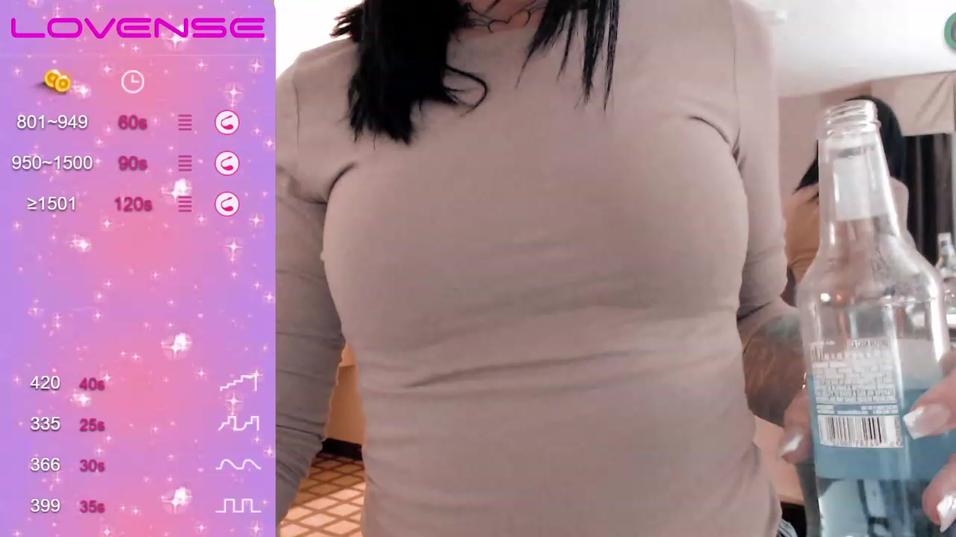 Gallery image thumbnail from KikiKumings's myfreecams stream on, 12/08/2022, 02:50 image 17 of 20