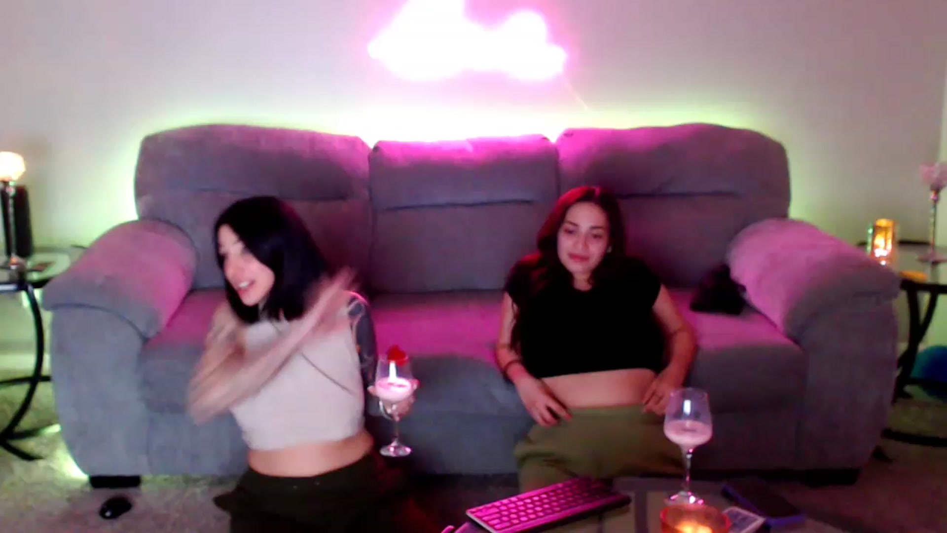 Gallery image thumbnail from KikiKumings's myfreecams stream on, 04/26/2023, 01:56 image 20 of 20