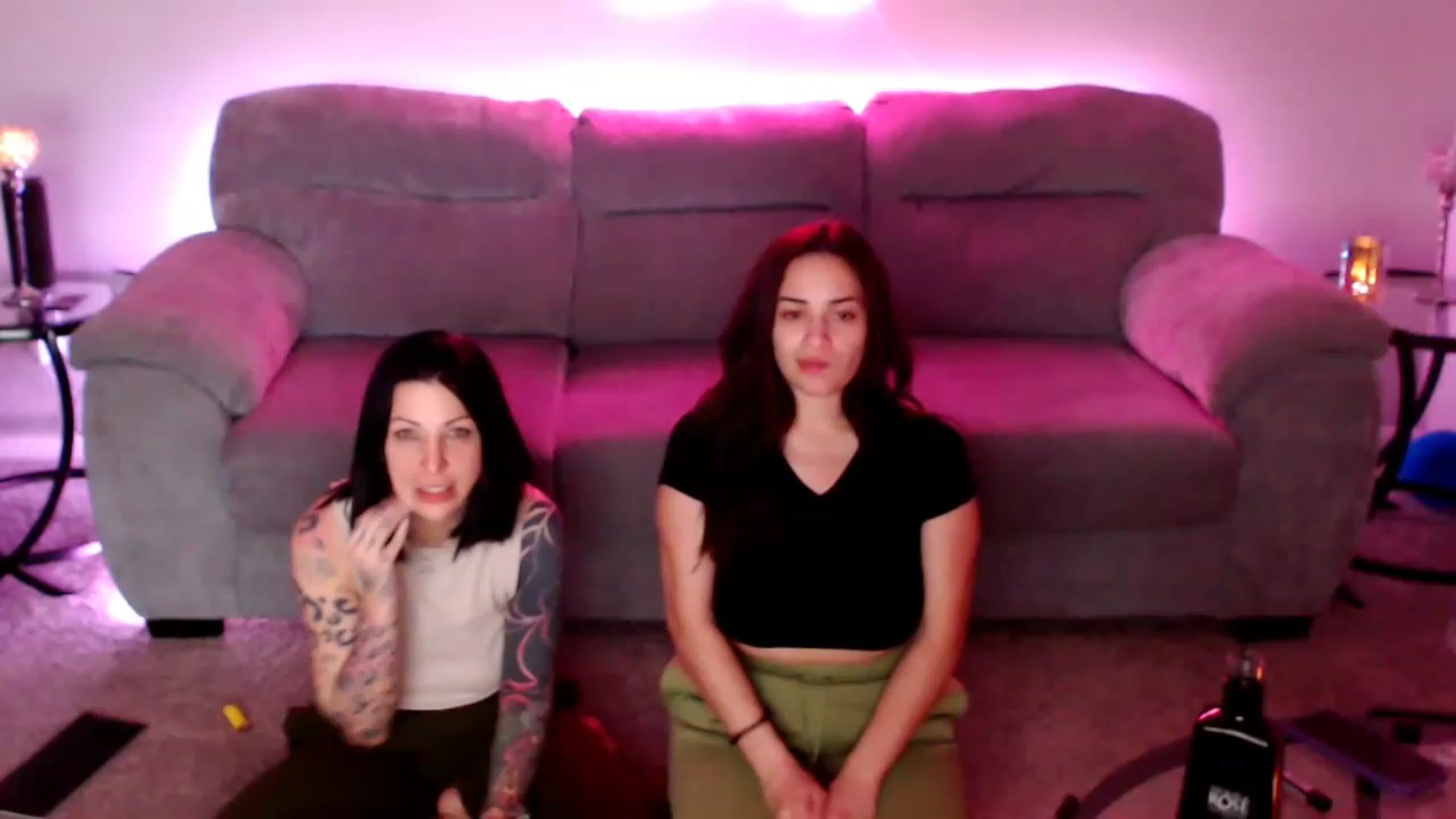 Gallery image thumbnail from KikiKumings's myfreecams stream on, 04/26/2023, 03:38 image 11 of 20