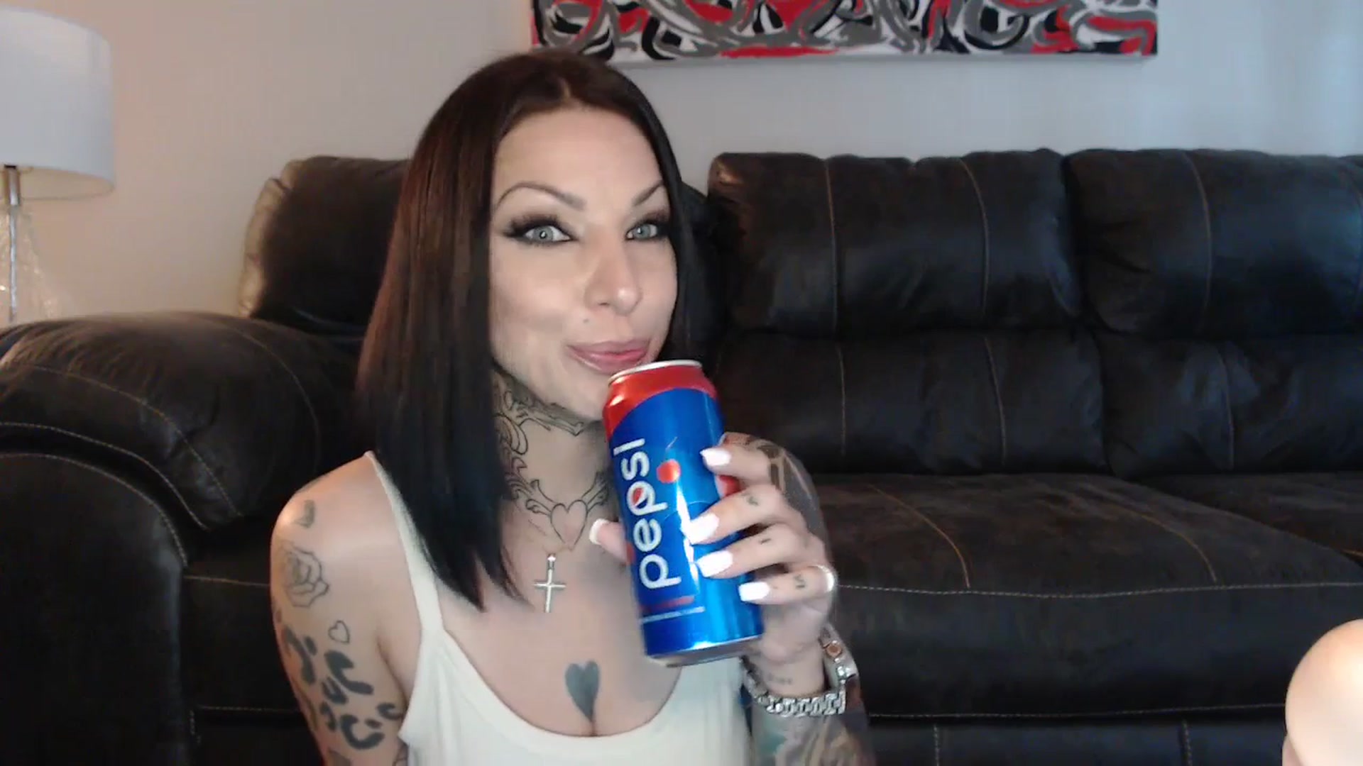 Gallery image thumbnail from KikiKumings's myfreecams stream on, 07/15/2023, 20:46 image 9 of 20