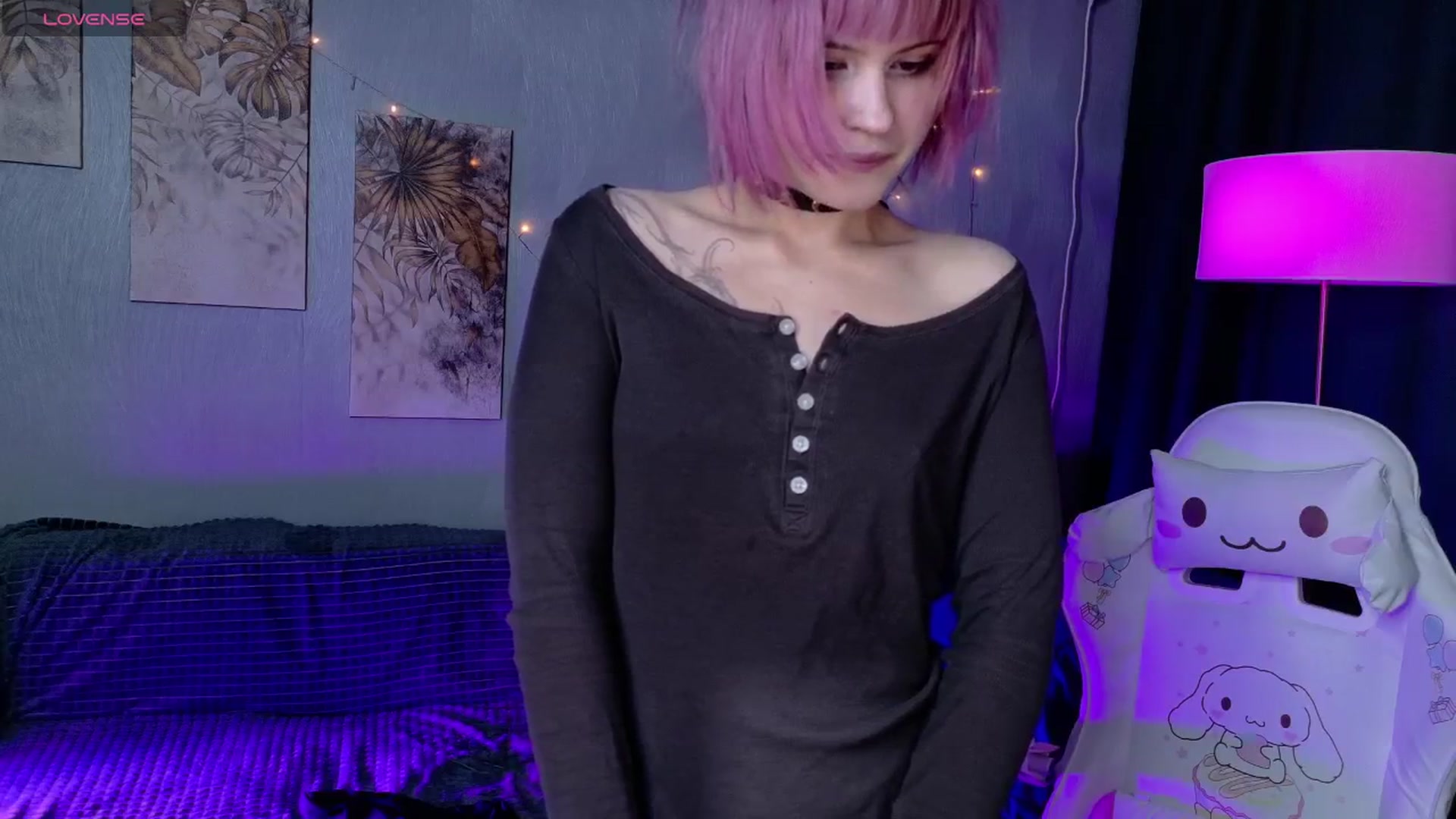 Gallery image thumbnail from KikiMoor's myfreecams stream on, 12/01/2025, 10:52 image 11 of 20