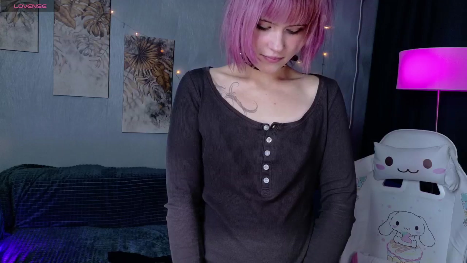 Gallery image thumbnail from KikiMoor's myfreecams stream on, 12/01/2025, 12:49 image 4 of 20