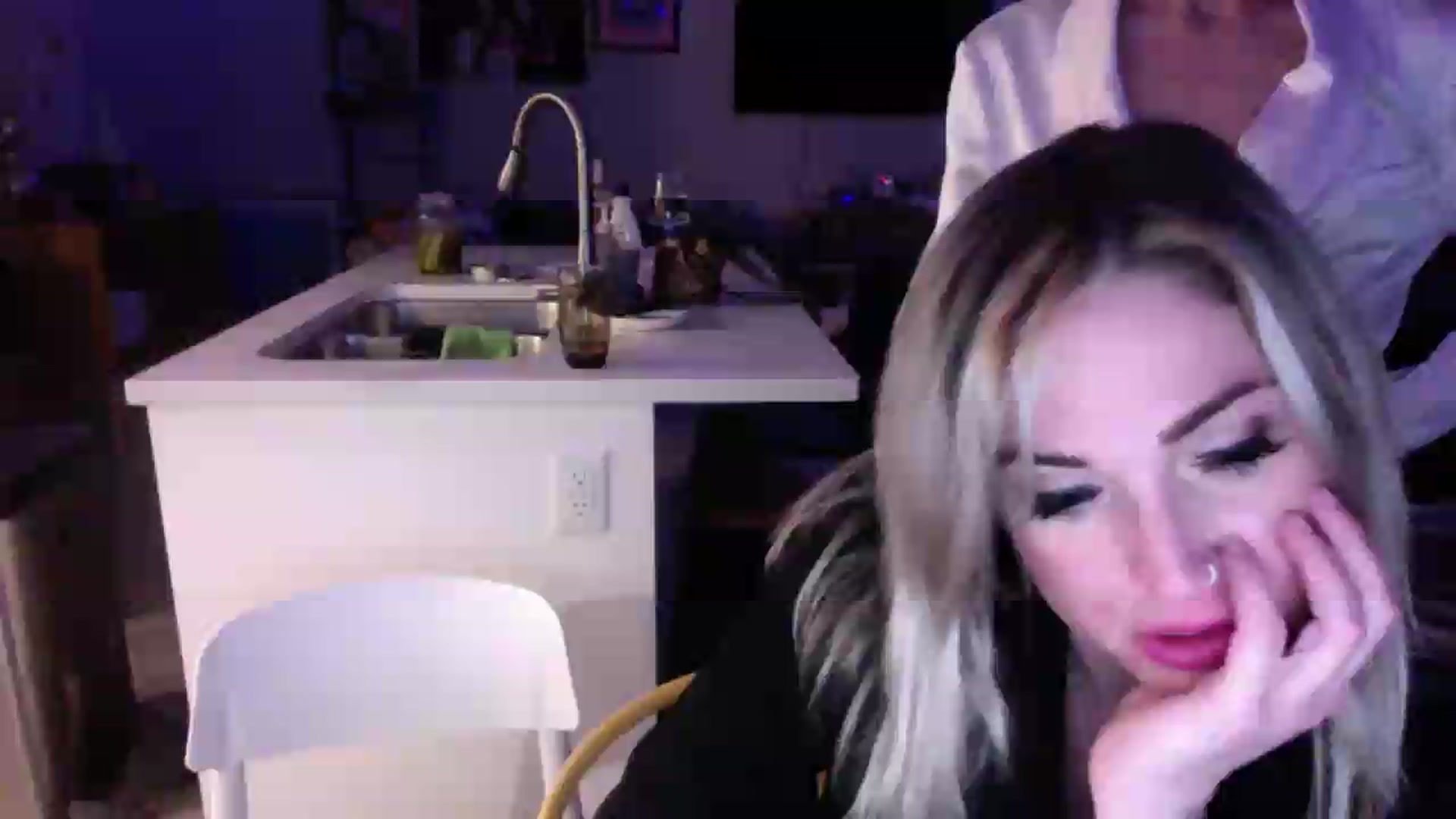 Gallery image thumbnail from Kiki_VonFleet's myfreecams stream on, 07/11/2026, 08:32 image 14 of 20