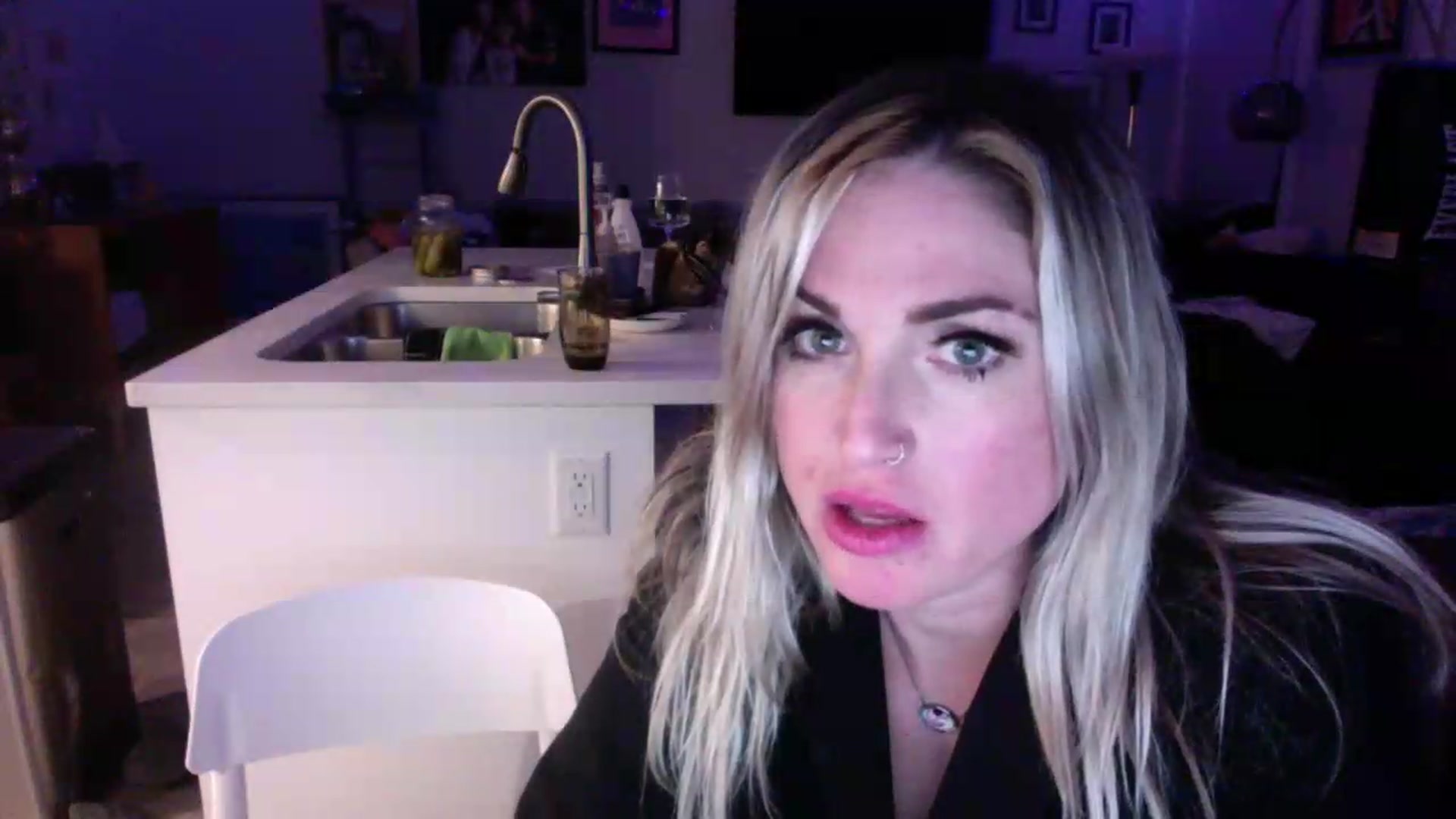 Gallery image thumbnail from Kiki_VonFleet's myfreecams stream on, 07/11/2026, 08:32 image 11 of 20