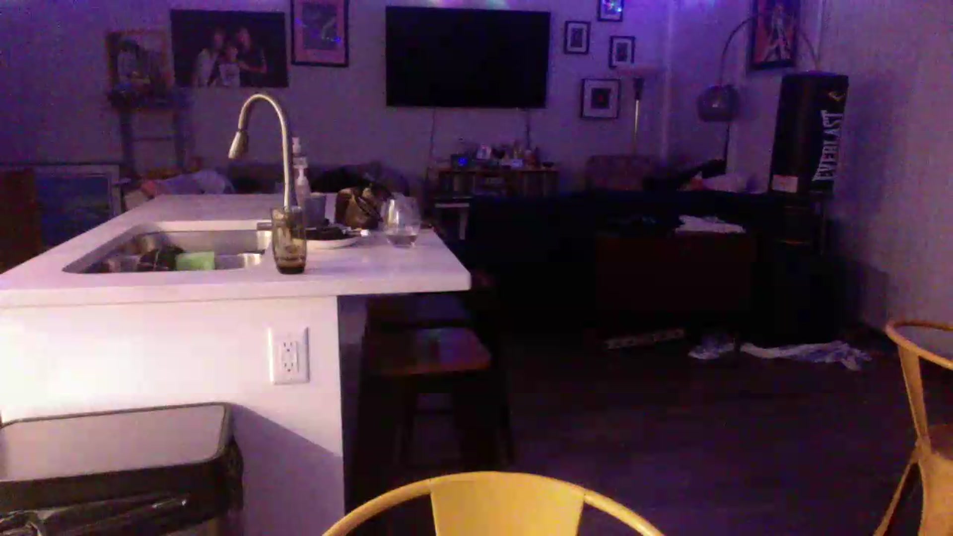 Gallery image thumbnail from Kiki_VonFleet's myfreecams stream on, 07/11/2026, 13:32 image 2 of 20