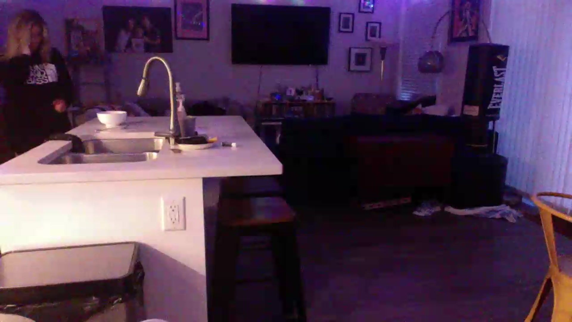 Gallery image thumbnail from Kiki_VonFleet's myfreecams stream on, 07/11/2026, 13:32 image 11 of 20