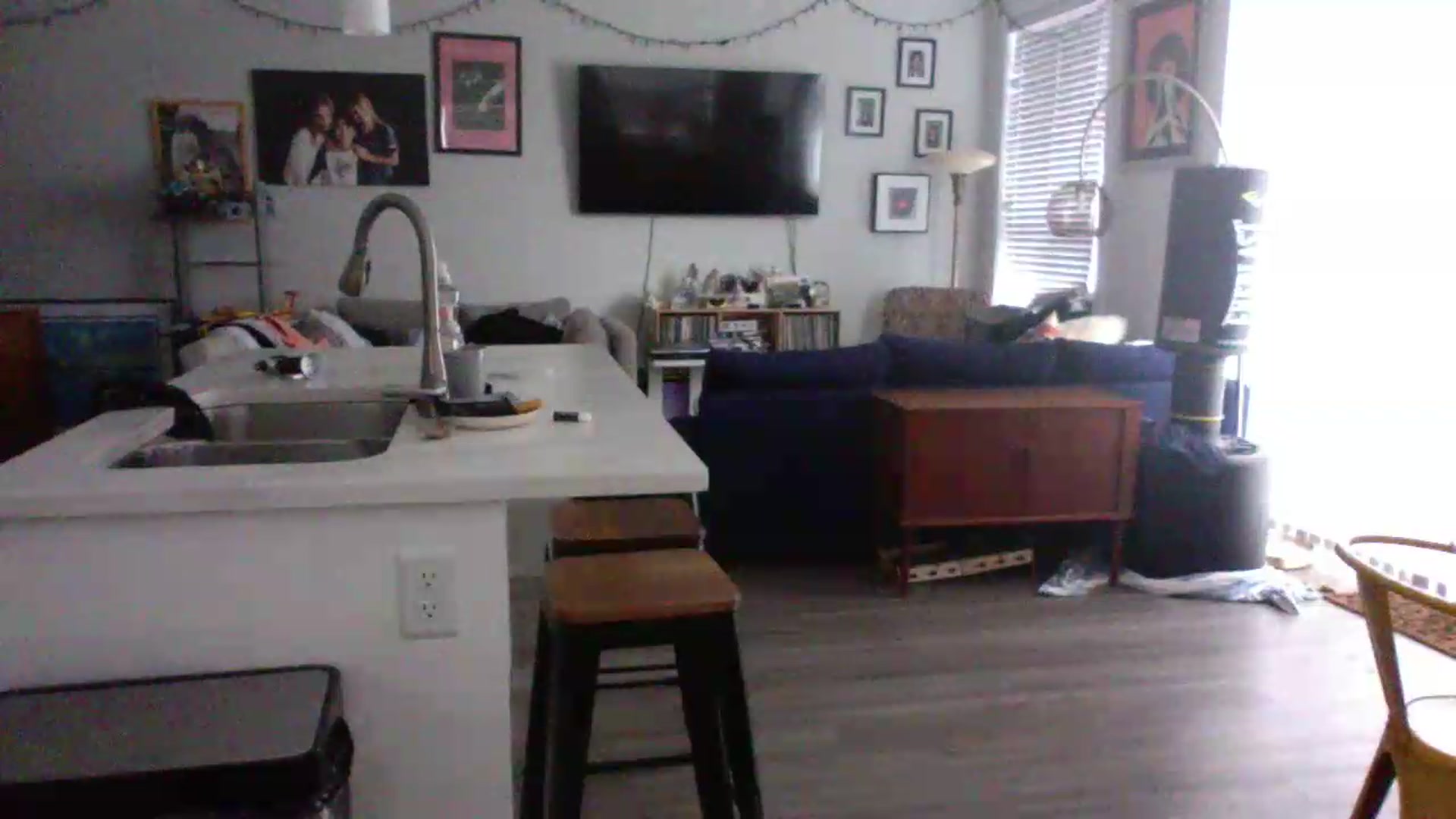 Gallery image thumbnail from Kiki_VonFleet's myfreecams stream on, 07/11/2026, 13:32 image 17 of 20