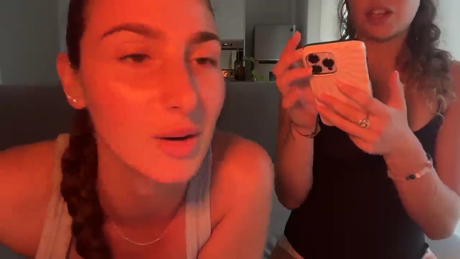 Gallery image thumbnail from Kikiii_xx's myfreecams stream on, 02/21/2025, 21:46 image 5 of 20