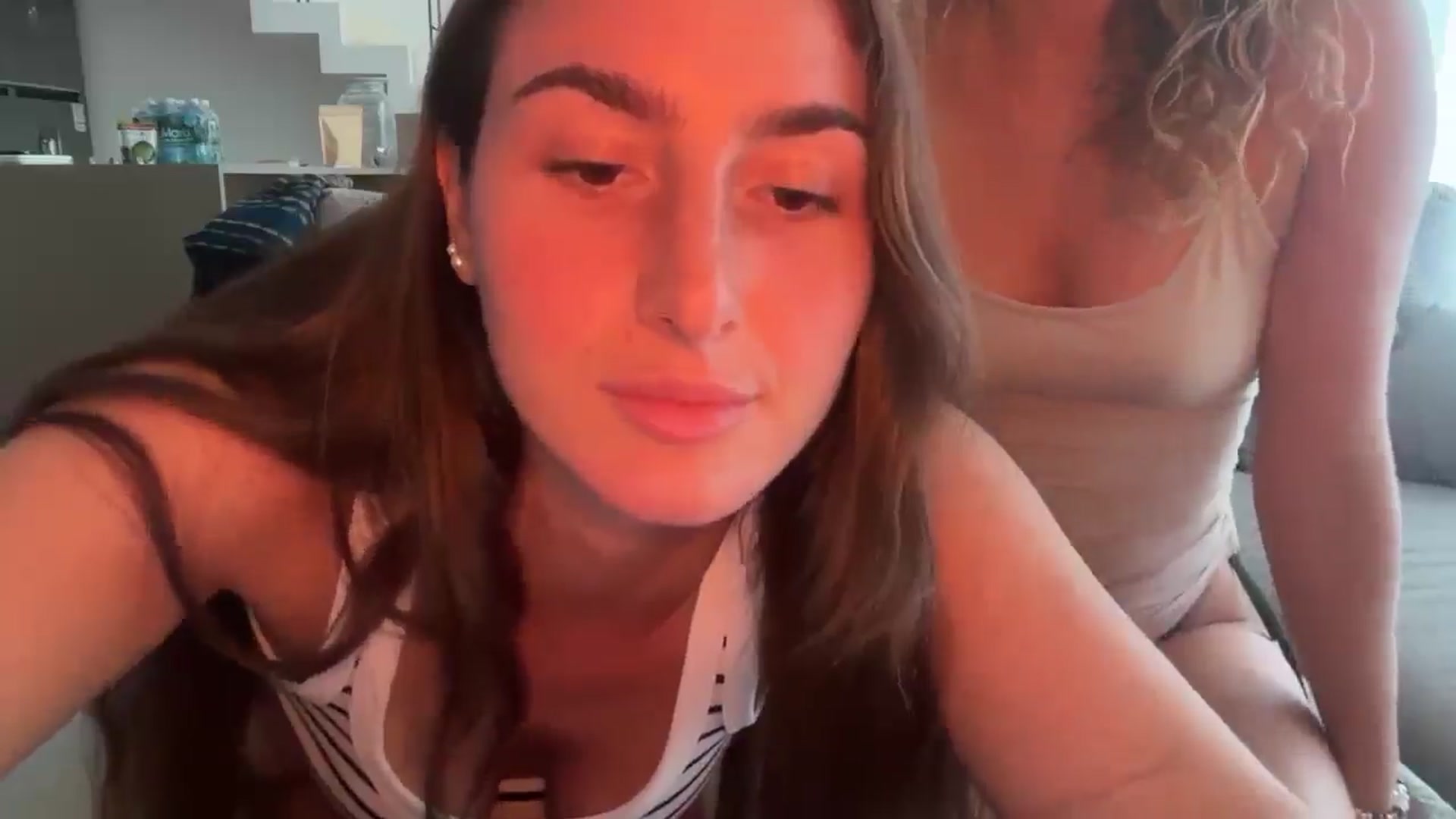 Gallery image thumbnail from Kikiii_xx's myfreecams stream on, 02/24/2025, 22:41 image 9 of 20
