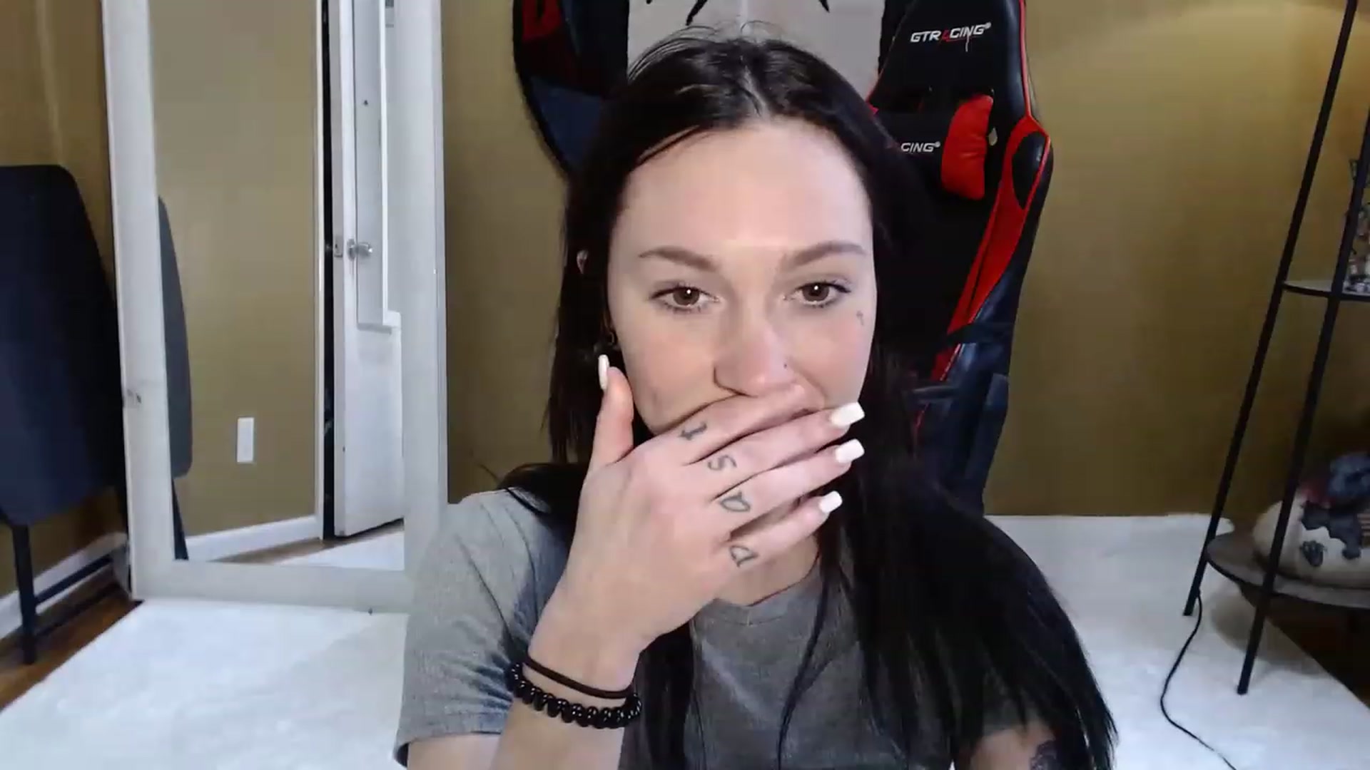 Gallery image thumbnail from Kikyo_xoxo's myfreecams stream on, 01/29/2023, 21:36 image 20 of 20
