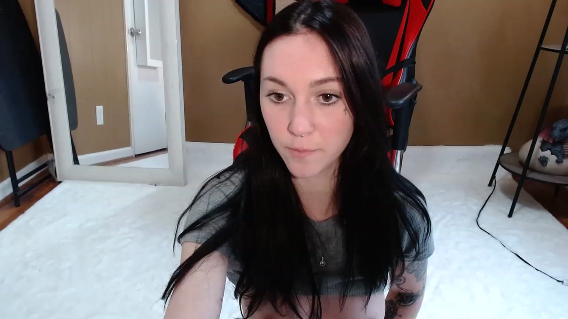 Gallery image thumbnail from Kikyo_xoxo's myfreecams stream on, 01/29/2023, 21:36 image 9 of 20