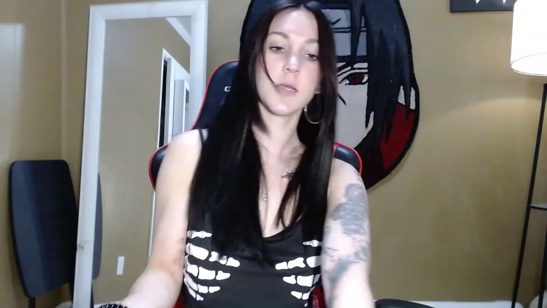 Gallery image thumbnail from Kikyo_xoxo's myfreecams stream on, 01/31/2023, 24:08 image 7 of 20