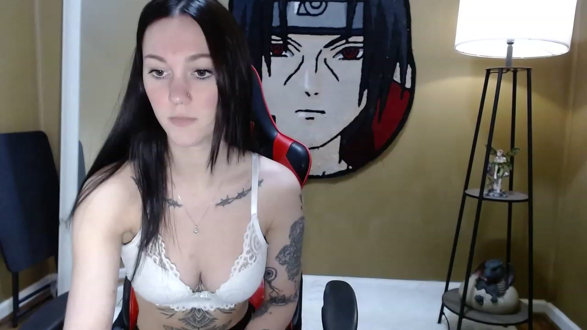Gallery image thumbnail from Kikyo_xoxo's myfreecams stream on, 02/01/2023, 02:00 image 3 of 20
