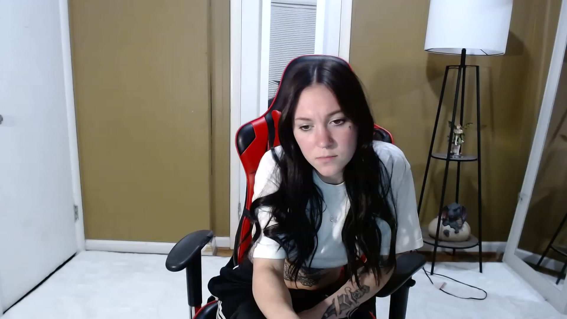 Gallery image thumbnail from Kikyo_xoxo's myfreecams stream on, 02/07/2023, 06:12 image 4 of 20