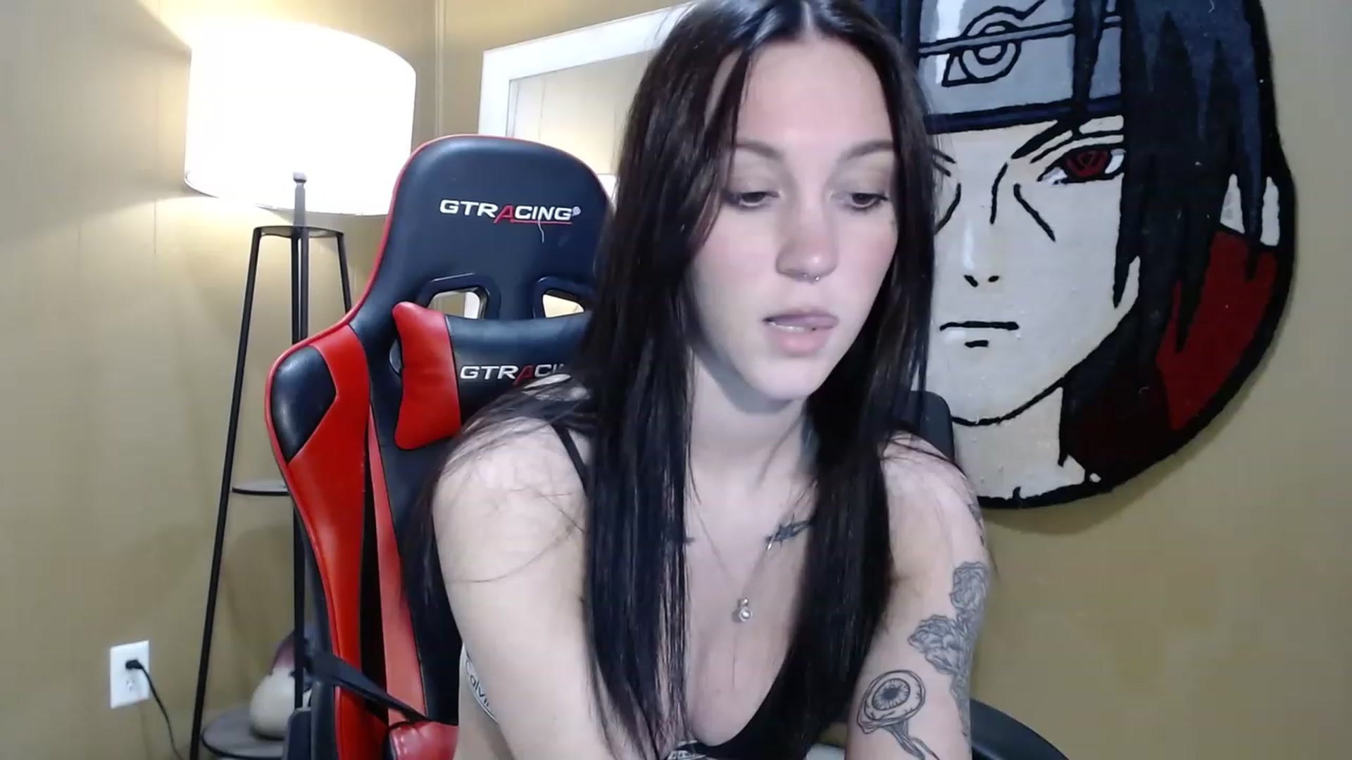 Gallery image thumbnail from Kikyo_xoxo's myfreecams stream on, 02/08/2023, 24:04 image 10 of 20